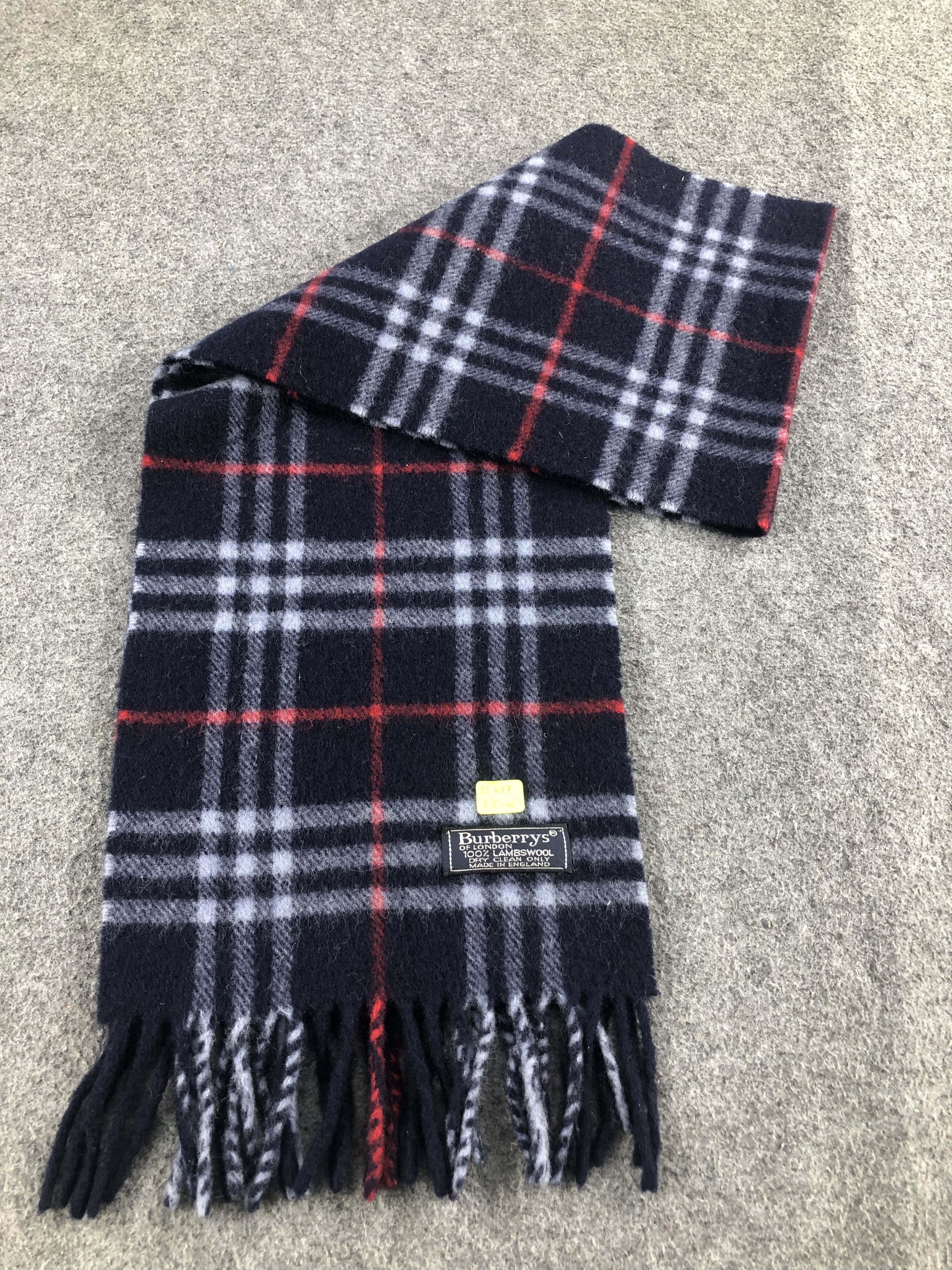 Burberry Burberry Nova Check Scarf / Muffler / Neckwear Size ONE SIZE - 5 Thumbnail