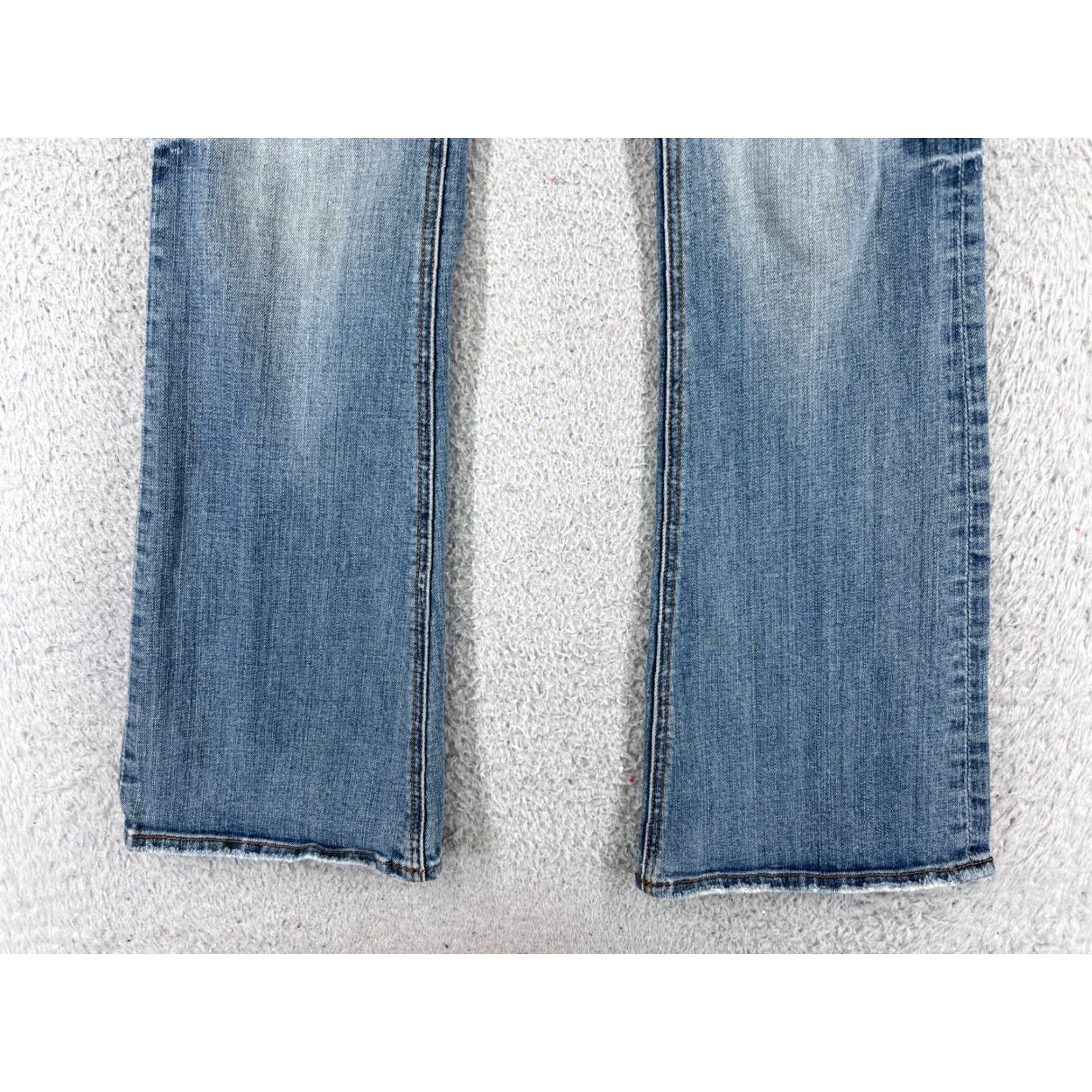 Denime Chiqle Jeans Womens 7 Blue Denim Distressed Flared 26x31 5-Pocket Zip Embroidered Zipper Button Regular 31 Inseam" Size 28" / US 6 / IT 42 - 2 Thumbnail