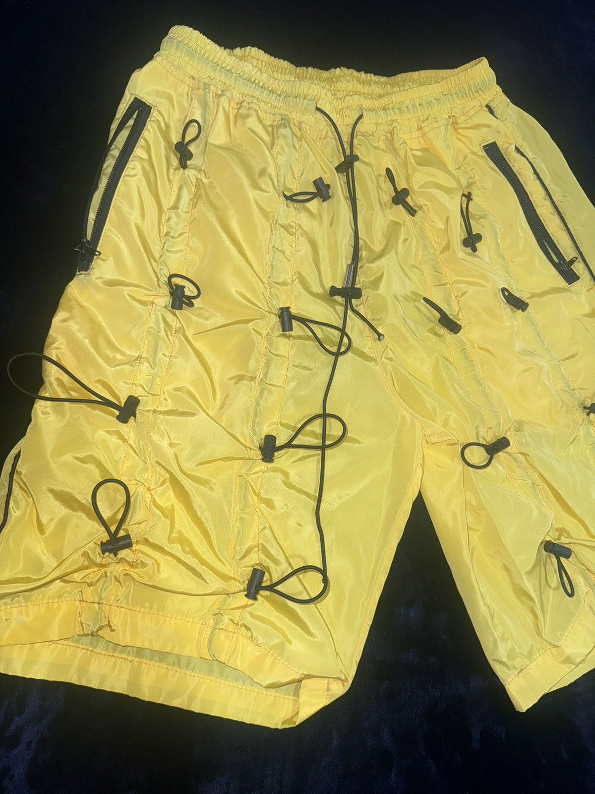 Hypebeast Yellow Gonchang Shorts Size US 33 - 3 Thumbnail