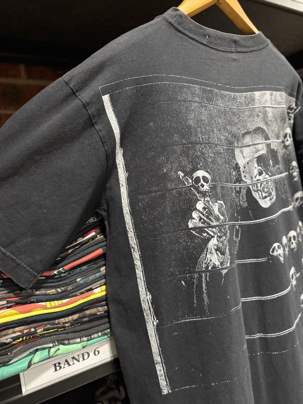 Band Tees Vintage 90s Megadeth Big Mark Backhit Faded Tee Size US L / EU 52-54 / 3 - 12 Thumbnail