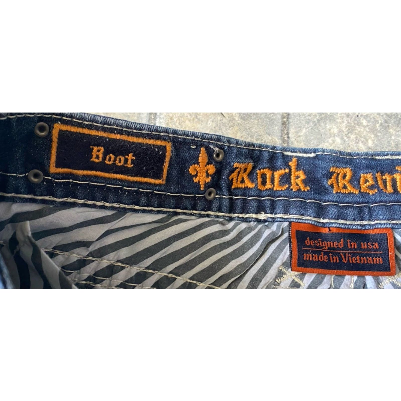 Vintage Rock Revival Jeans Blue Bootcut 28 Women’s Size 28 Regular Bootcut Jeans Women’s Blue Rock Revival Size 28" / US 6 / IT 42 - 6 Thumbnail