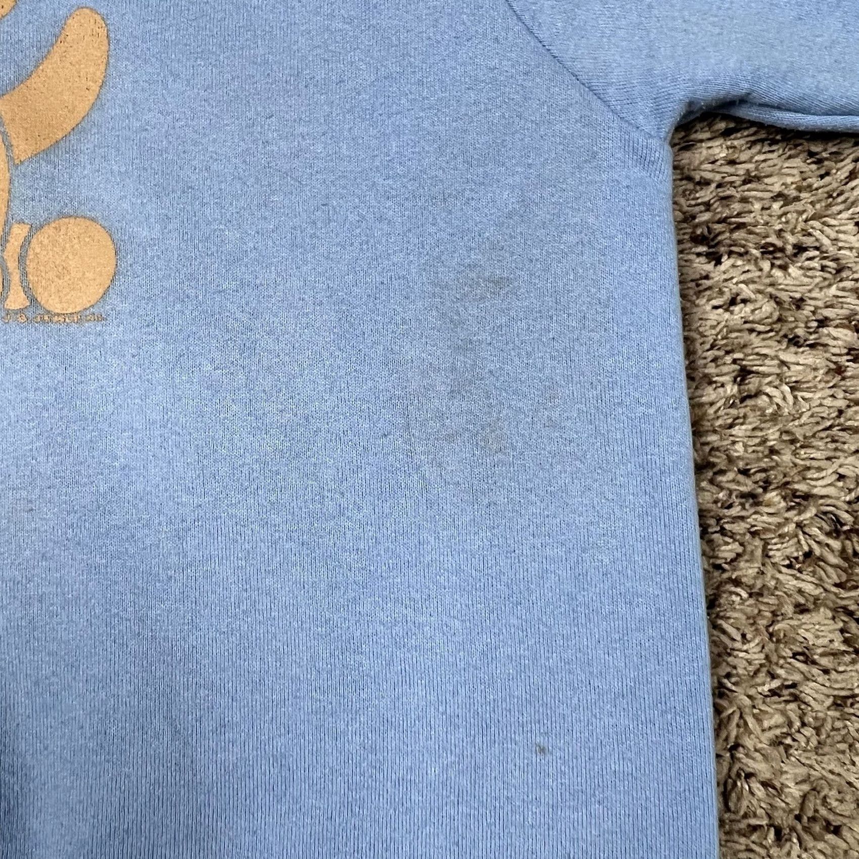 Vintage VINTAGE Jerzees By Russell Raglan Crewneck Sweatshirt Medium Blue Teddy Bear Graphic 80s 90s Unisex Adults Men Women Size US M / EU 48-50 / 2 - 7 Thumbnail