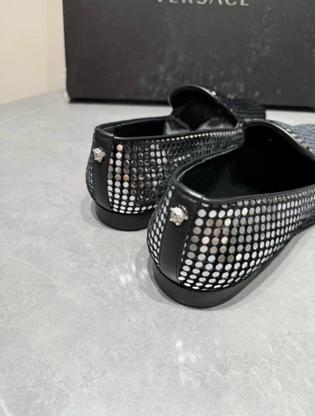 Versace Versace men's velvet slip-on shoes with sequin Ｑ23 Size US 7 / EU 40 - 2 Thumbnail