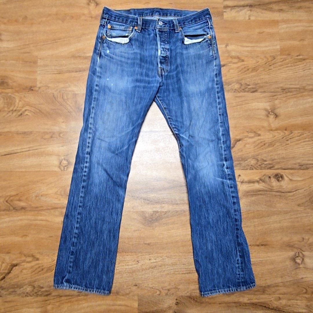 Levi's Levi's 501 Jeans Button Fly Faded Blue Denim 34x34 Size US 34 / EU 50 - 1 Thumbnail