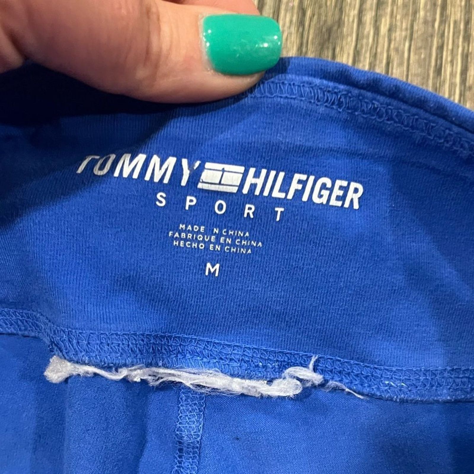 Tommy Hilfiger Tommy Hilfiger Sport Womens Dip Dye High Rise Bike Shorts M Size 28" / US 6 / IT 42 - 4 Thumbnail