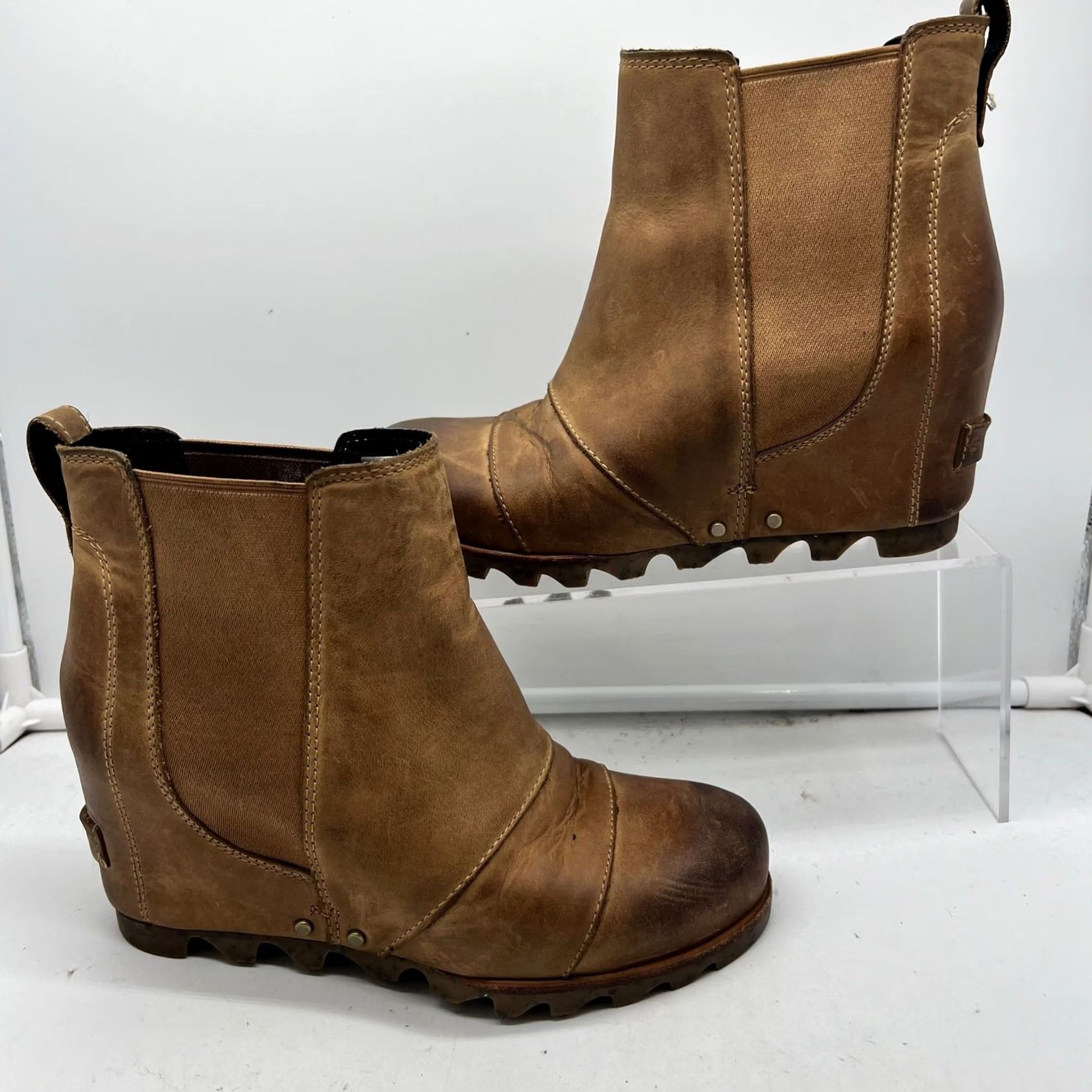 SOREL VINTAGE? (no) Sorel Boots Womens 6.5 Brown Leather Wedge Ankle Bootie Women's Bootie Brown Leather Wedge 6.5 Sorel Boots Womens Ankle Bootie Size US 7 / IT 37 - 2 Thumbnail
