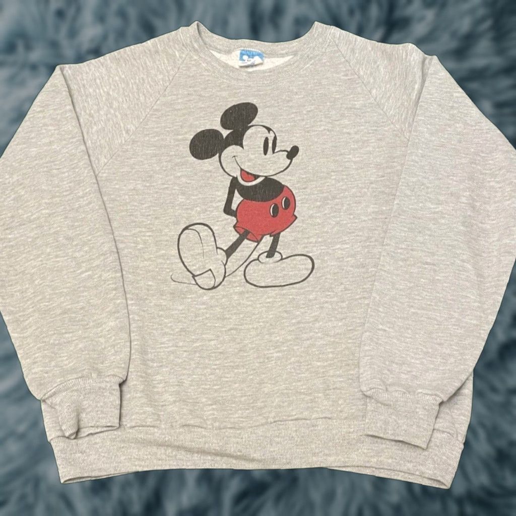 Disney VINTAGE Disney Mickey Mouse Logo VTG Crewneck Sweatshirt Mens Size L Gray 80s 90s Cartoon Pullover Sweatshirt Fan Shirt Size US L / EU 52-54 / 3 - 1 Thumbnail