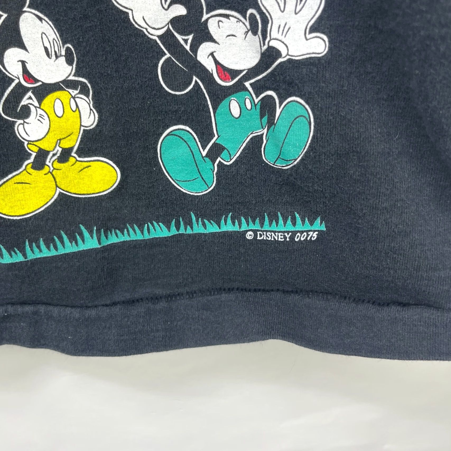 Disney VINTAGE Mickey Mouse Disney T-Shirt XL Black Men 90s Trippy Single Stitch Faded Size US XL / EU 56 / 4 - 6 Thumbnail