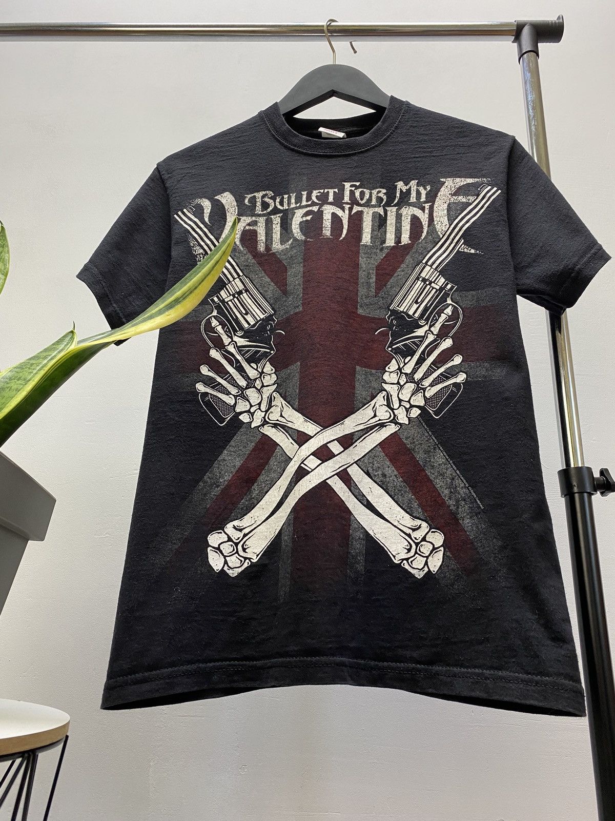Band Tees × Vintage 00s Vintage Bullet For My Valentine Skull Guns T-Shirt Size US M / EU 48-50 / 2 - 5 Thumbnail