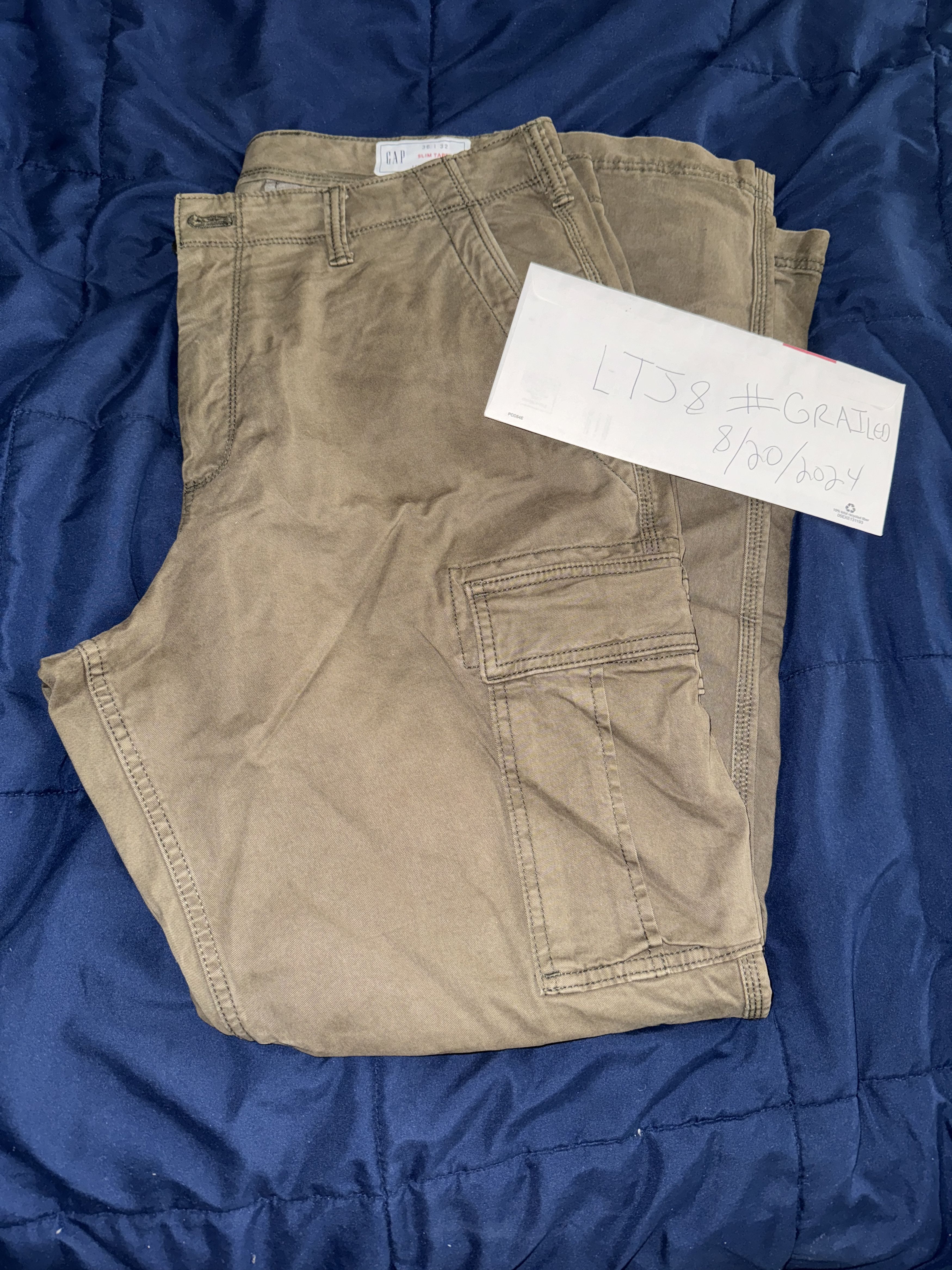 Gap Olive Green Cargo Pants Size US 36 / EU 52 - 1 Thumbnail