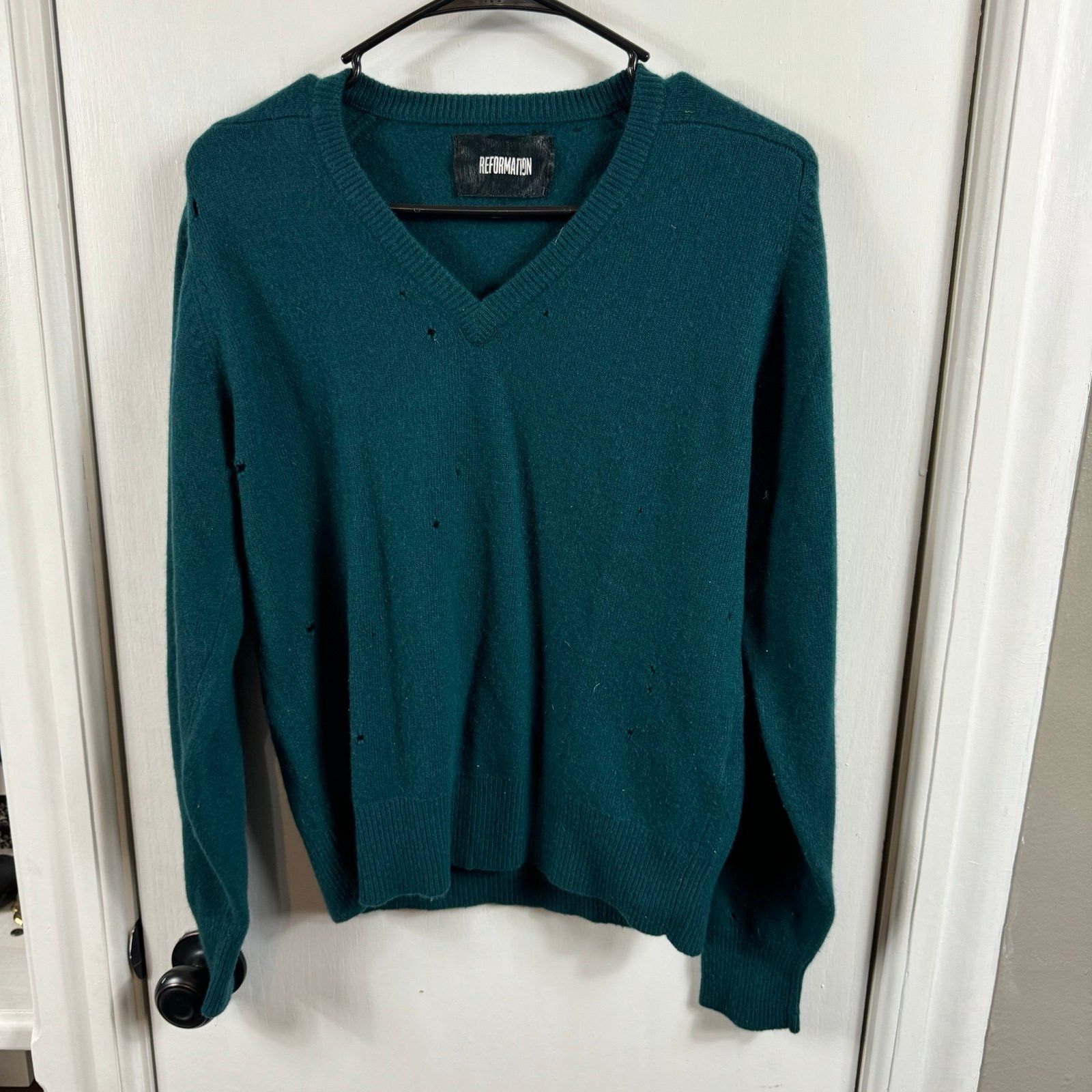 Reformation Reformation teal distressed super soft v-neck sweater. Rep Size S / US 4 / IT 40 - 1 Thumbnail