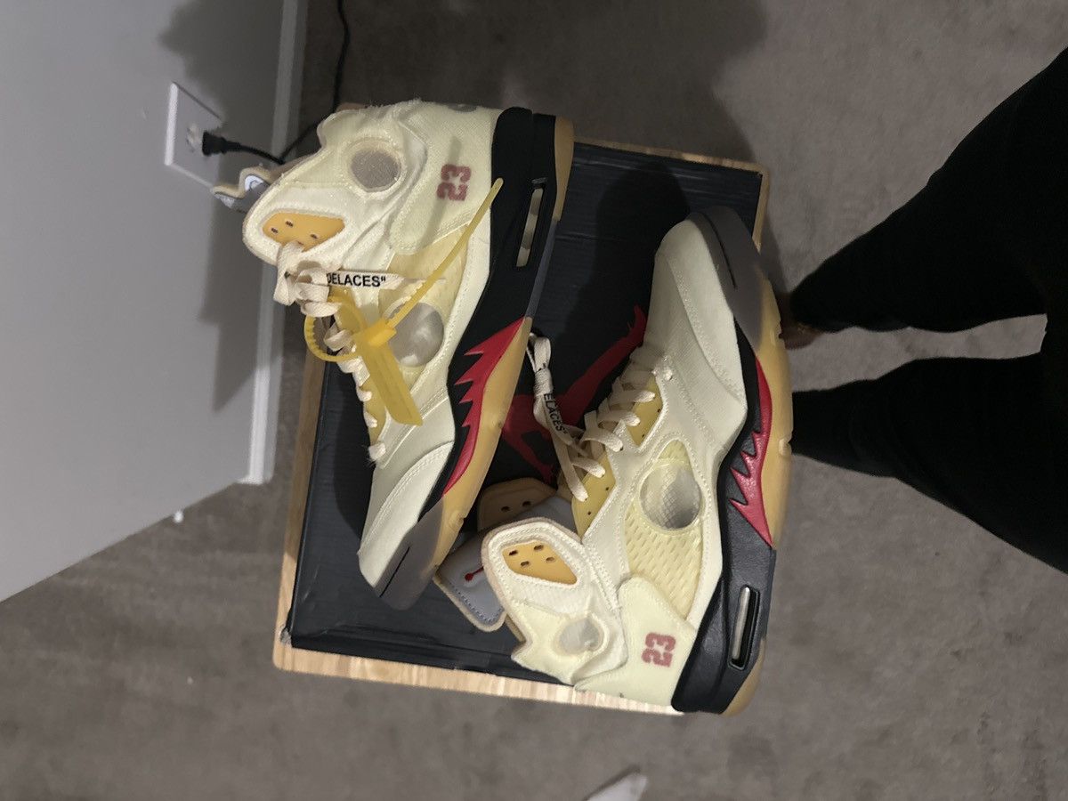 Nike × Off-White OFF WHITE RETRO 5 SAIL Size US 12 / EU 45 - 7 Thumbnail