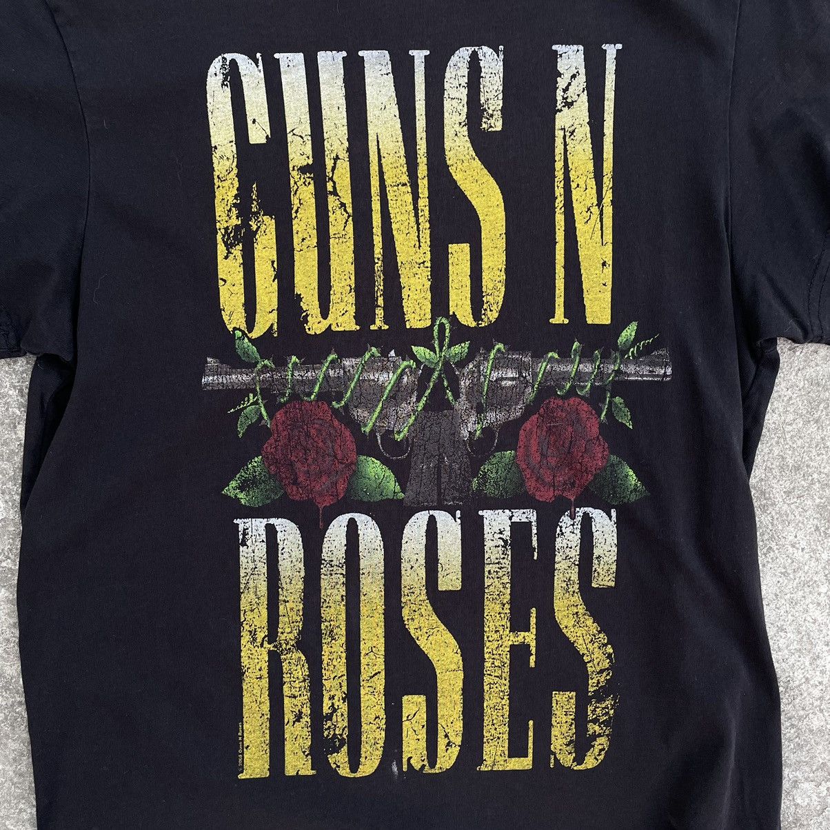 Band Tees × Guns N' Roses × Vintage Vintage Guns N Roses Band Tee Rock 90s Y2K Size S 🌹 Size US S / EU 44-46 / 1 - 7 Thumbnail