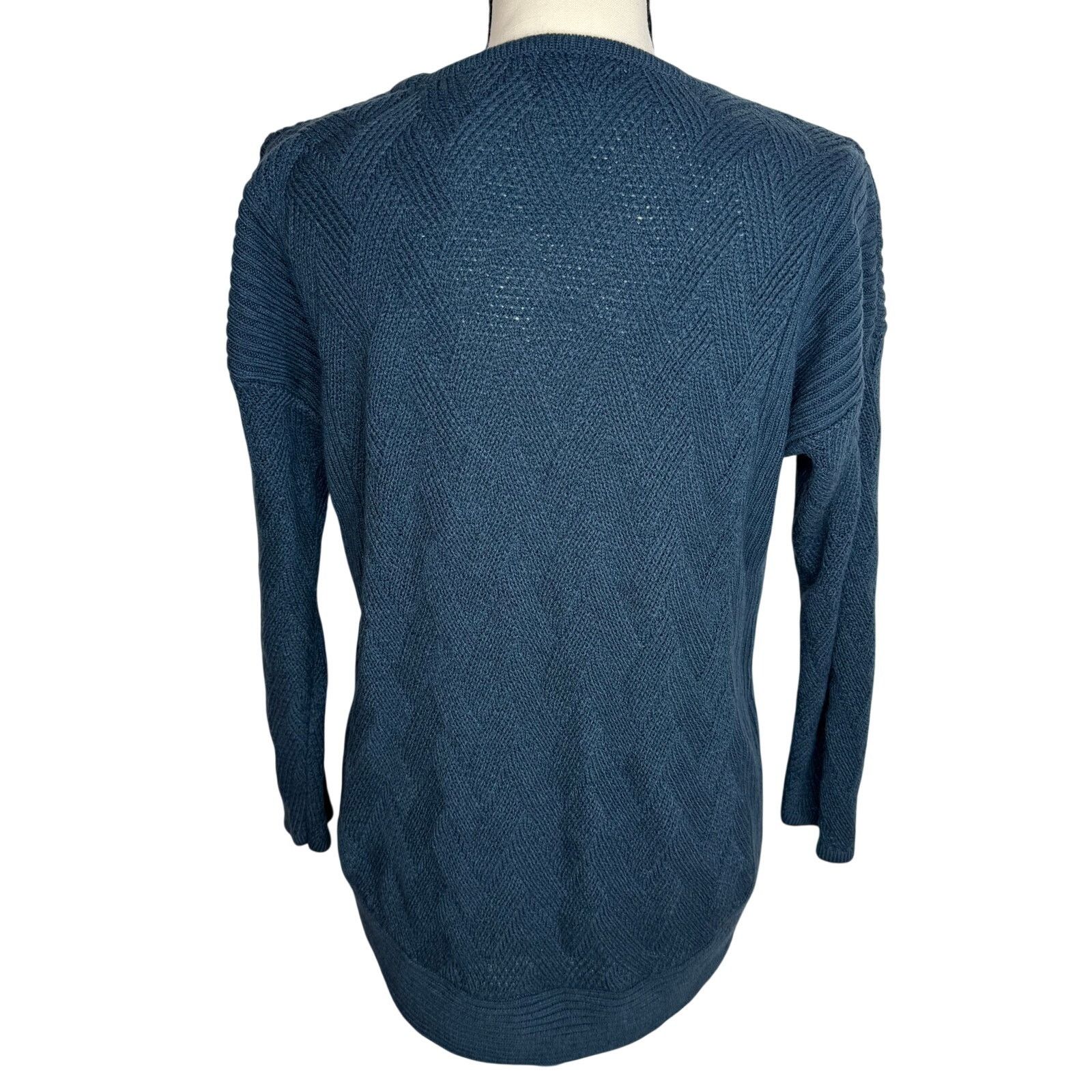 Lee Lee Blue Knit Sweater Medium Textured Minimalist Pullover Size M / US 6-8 / IT 42-44 - 4 Thumbnail
