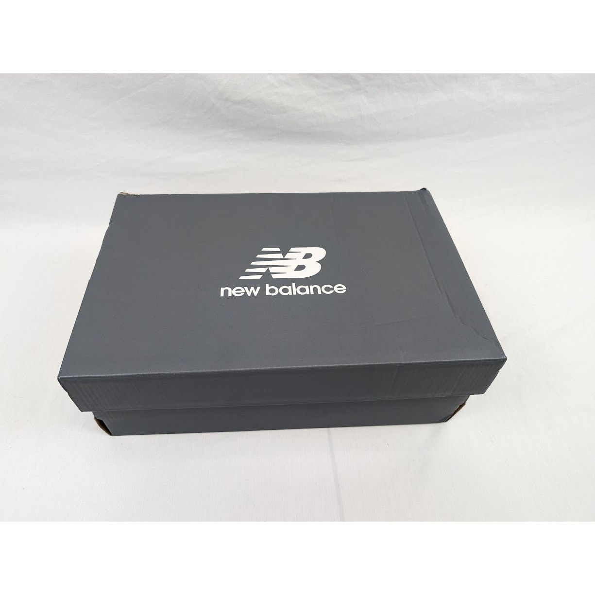 New Balance o1rshd1 Low-Top Sneakers in Off White Size US 10 / EU 43 - 23 Thumbnail