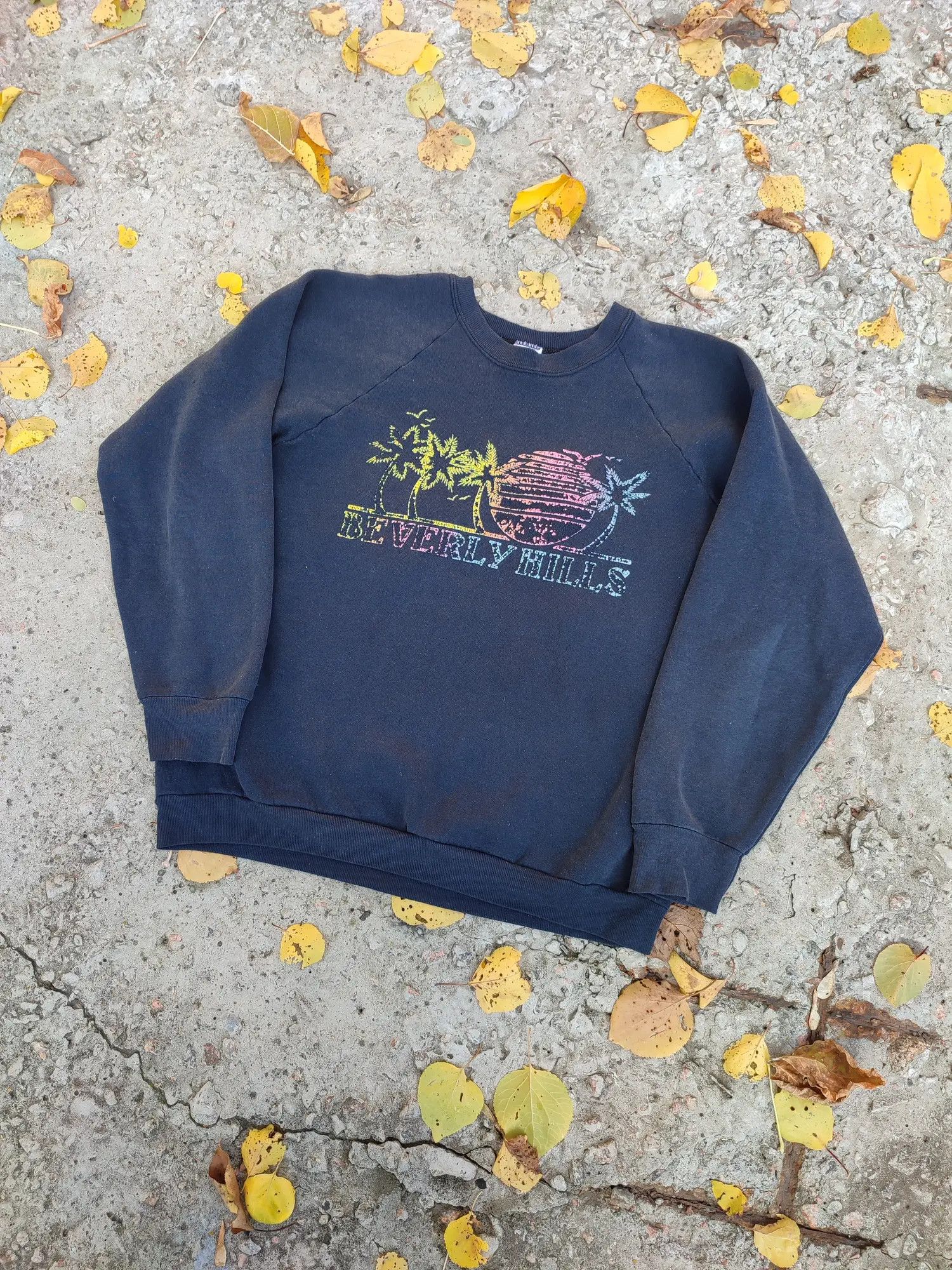 Fruit Of The Loom × Vintage Vintage Usa Beverly hills sweatshirt Size US S / EU 44-46 / 1 - 2 Thumbnail