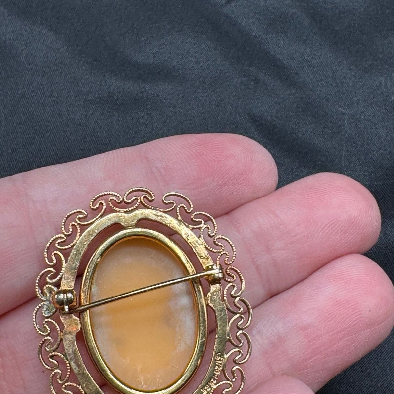NBDN Nobrandedon VTG gold filled cameo Size ONE SIZE - 6 Thumbnail