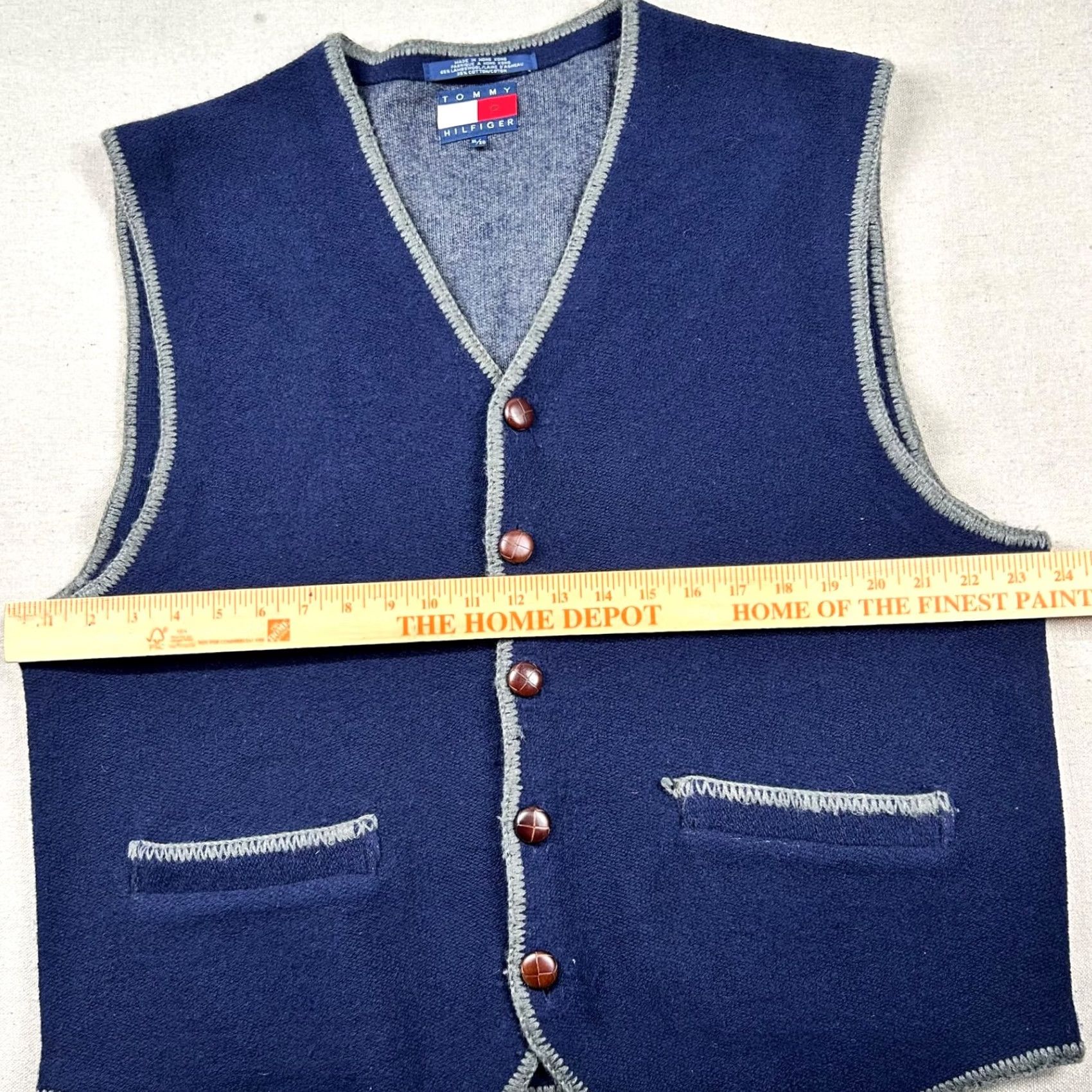 Tommy Hilfiger VINTAGE Tommy Hilfiger Vest Mens XL Boiled Wool Navy Blue 90s Preppy Wool Blend Button Knit/Flannel 90s Mens Vest Tommy Hilfiger Blue XL Size US XL / EU 56 / 4 - 5 Thumbnail