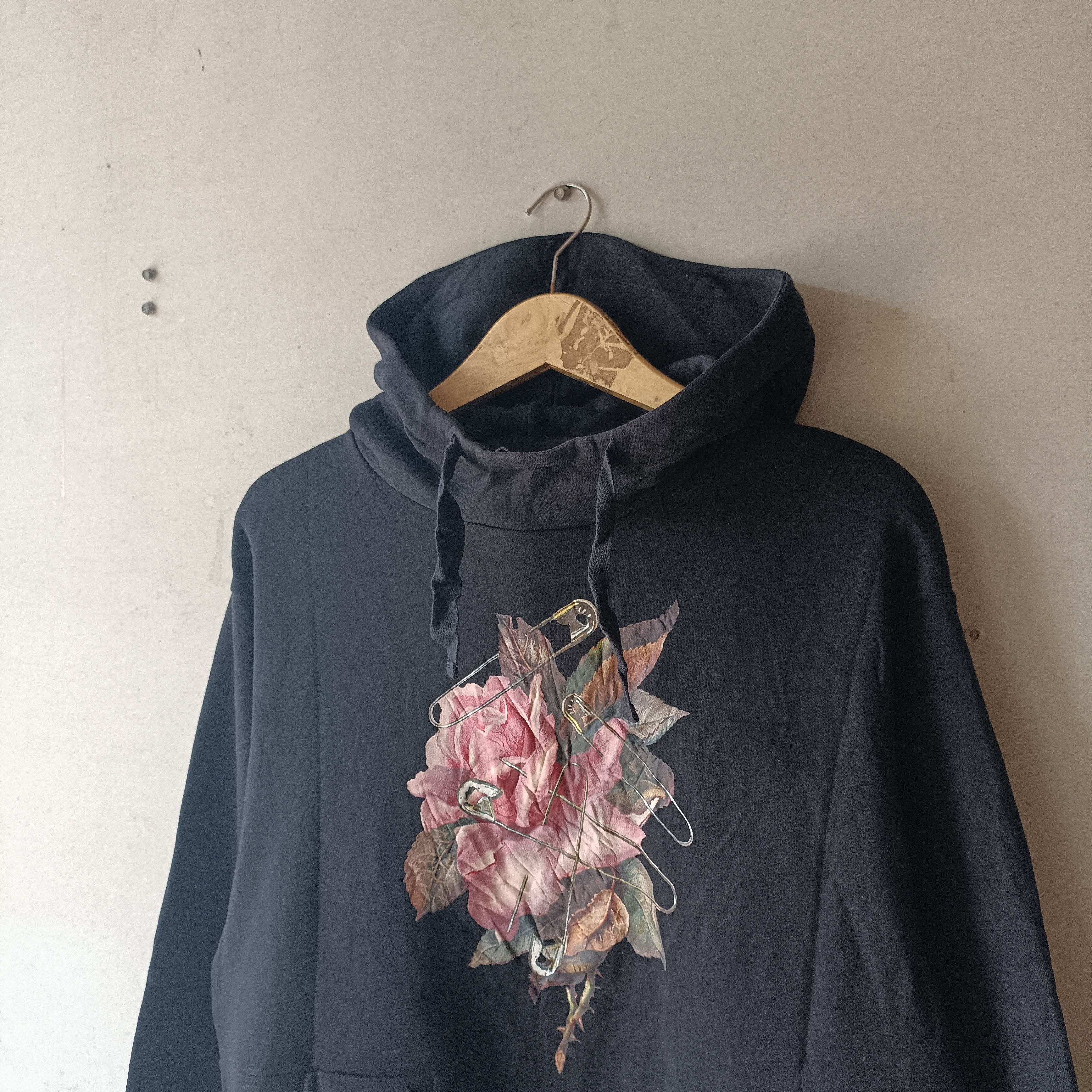 GU × Undercover Gu X Undercover Japan Black Hoodie Size S / US 4 / IT 40 - 3 Thumbnail