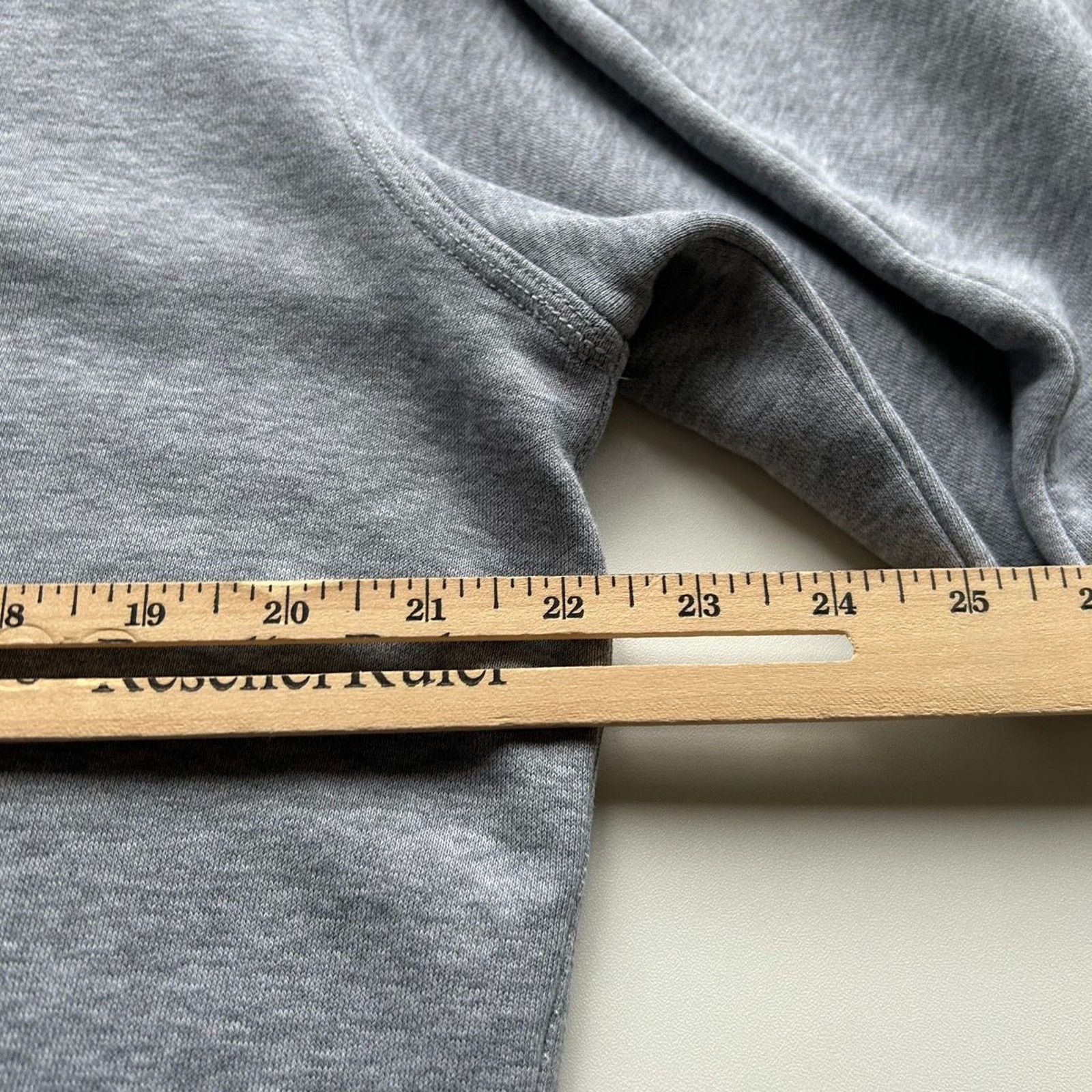 Nike Vintage Y2K Nike Swoosh Crewneck Sweatshirt Medium Gray Rare Size US M / EU 48-50 / 2 - 6 Thumbnail