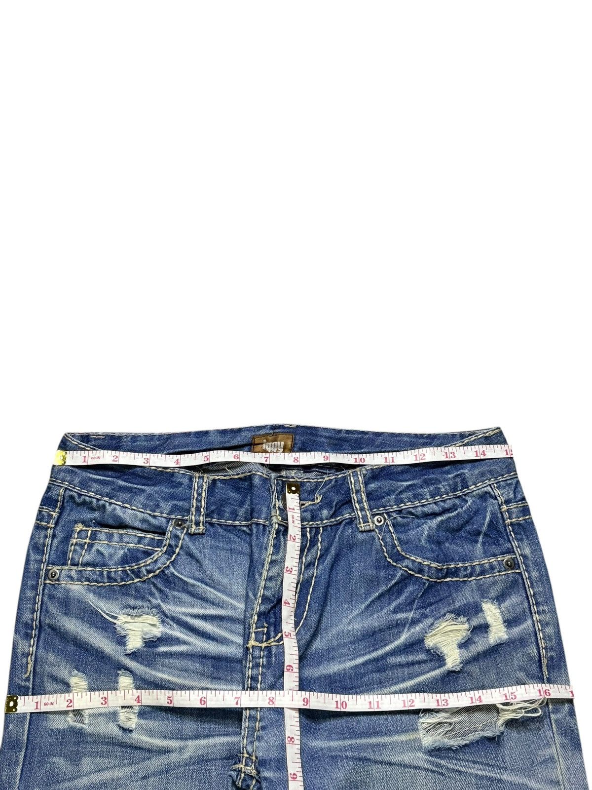 Japanese Brand Vintage Japanese Brand Blue Wash Distressed Ripped Jeans Size US 30 / EU 46 - 13 Thumbnail