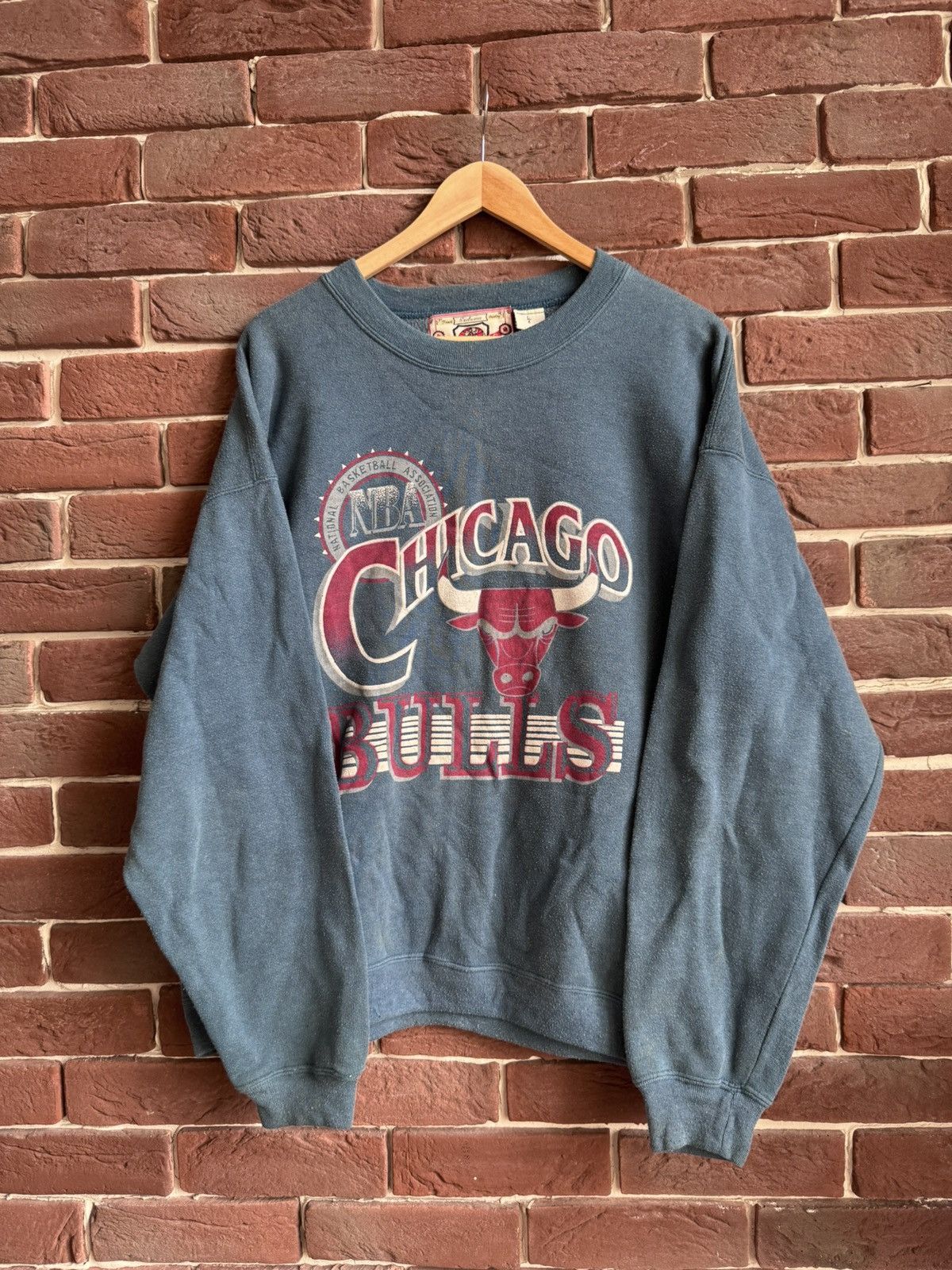NBA Vintage 90s Magic Chicago Bulls Basketball NBA Sweatshirt L Size US L / EU 52-54 / 3 - 1 Thumbnail
