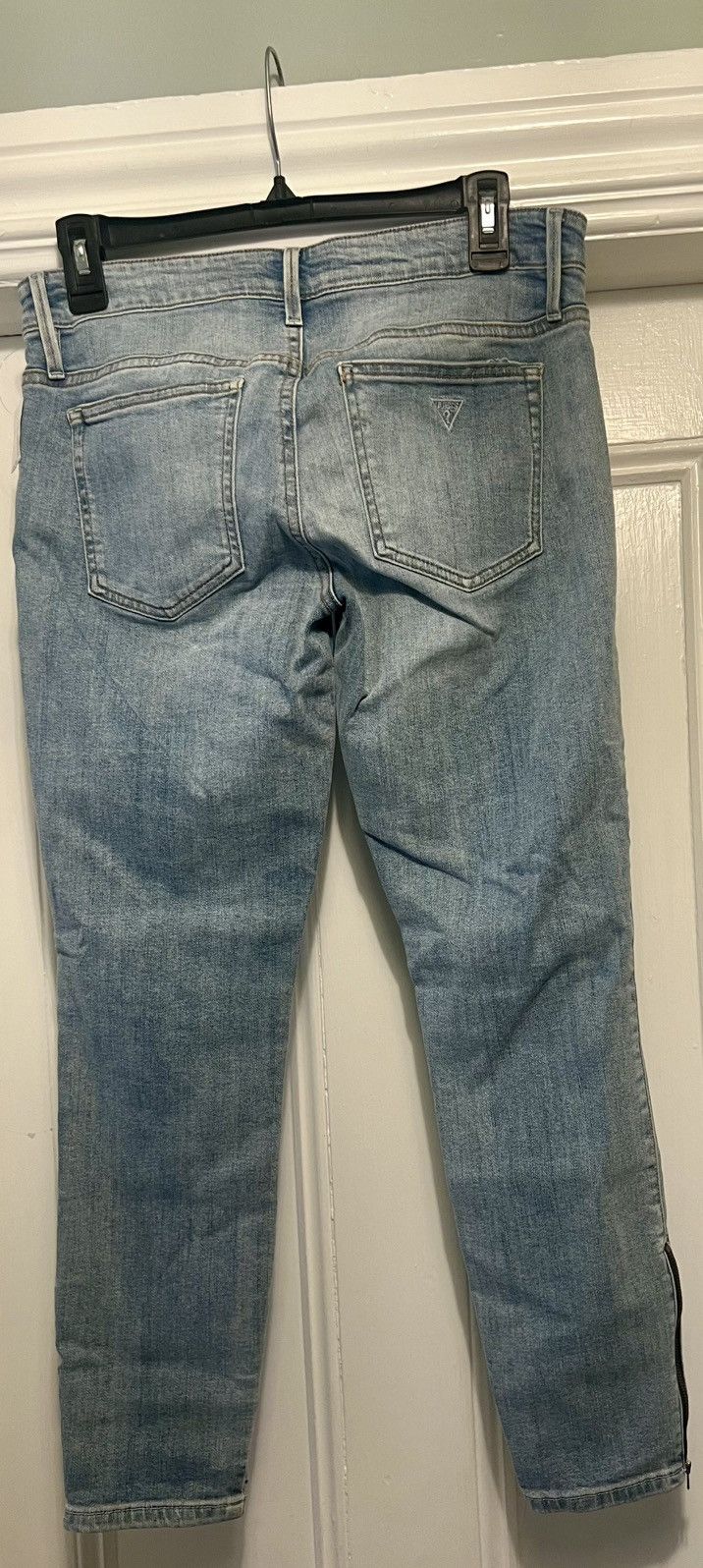 Designer × Guess × Jean Authentic Guess Los Angeles blue jeans size 29 with zippers Size 29" - 7 Thumbnail