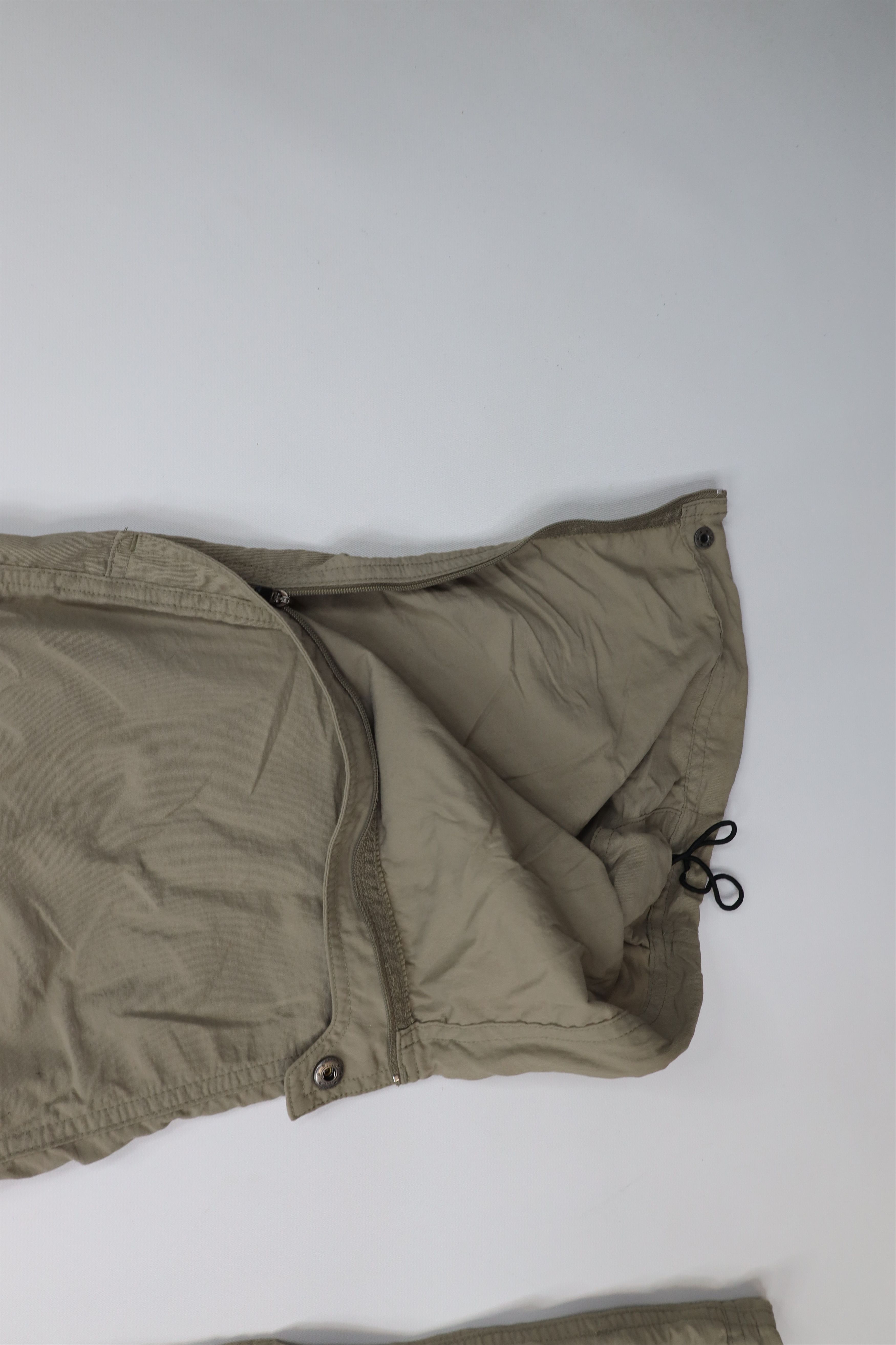 L.L. Bean Vintage LL Bean Convertible Cargo Pants Shorts Beige Nylon Size 36" / US 14 / IT 50 - 6 Thumbnail