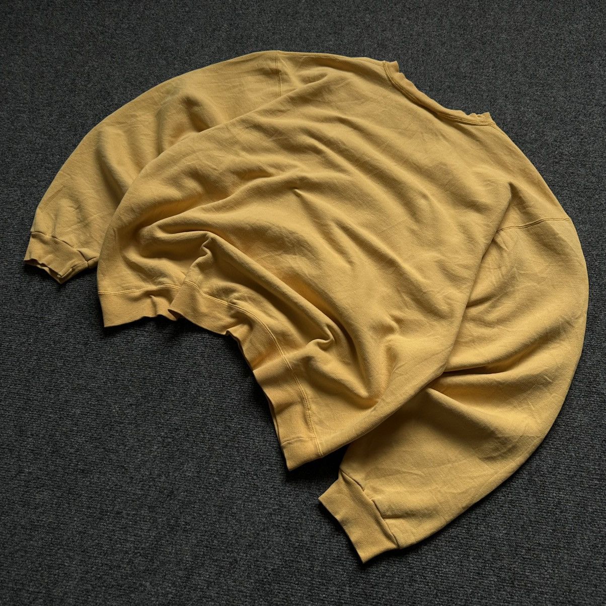 Champion VTG Champion Sweatshirt Small Logo Size XL Trashed 00s UsA Size US XL / EU 56 / 4 - 3 Thumbnail