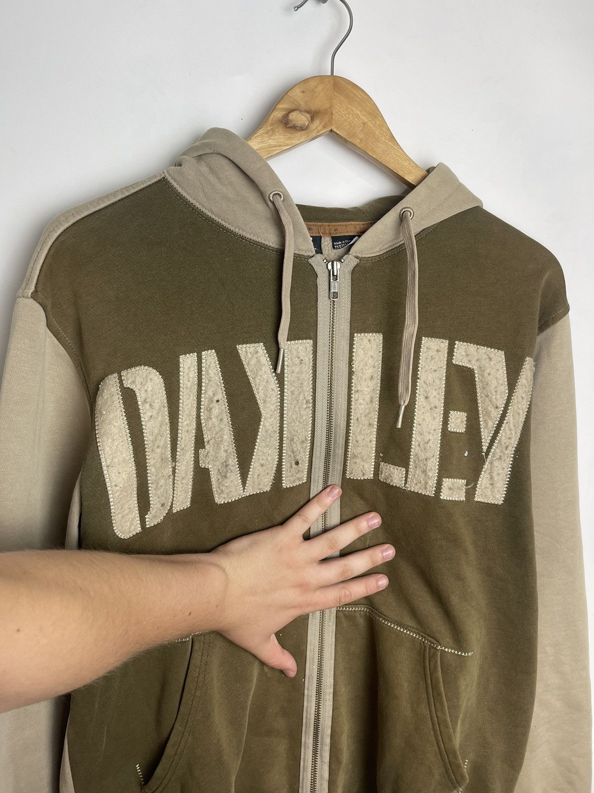 Vintage Vintage Y2K 90s Oakley Big Logo Zip-Up Hoodie True Fade Size US L / EU 52-54 / 3 - 2 Thumbnail
