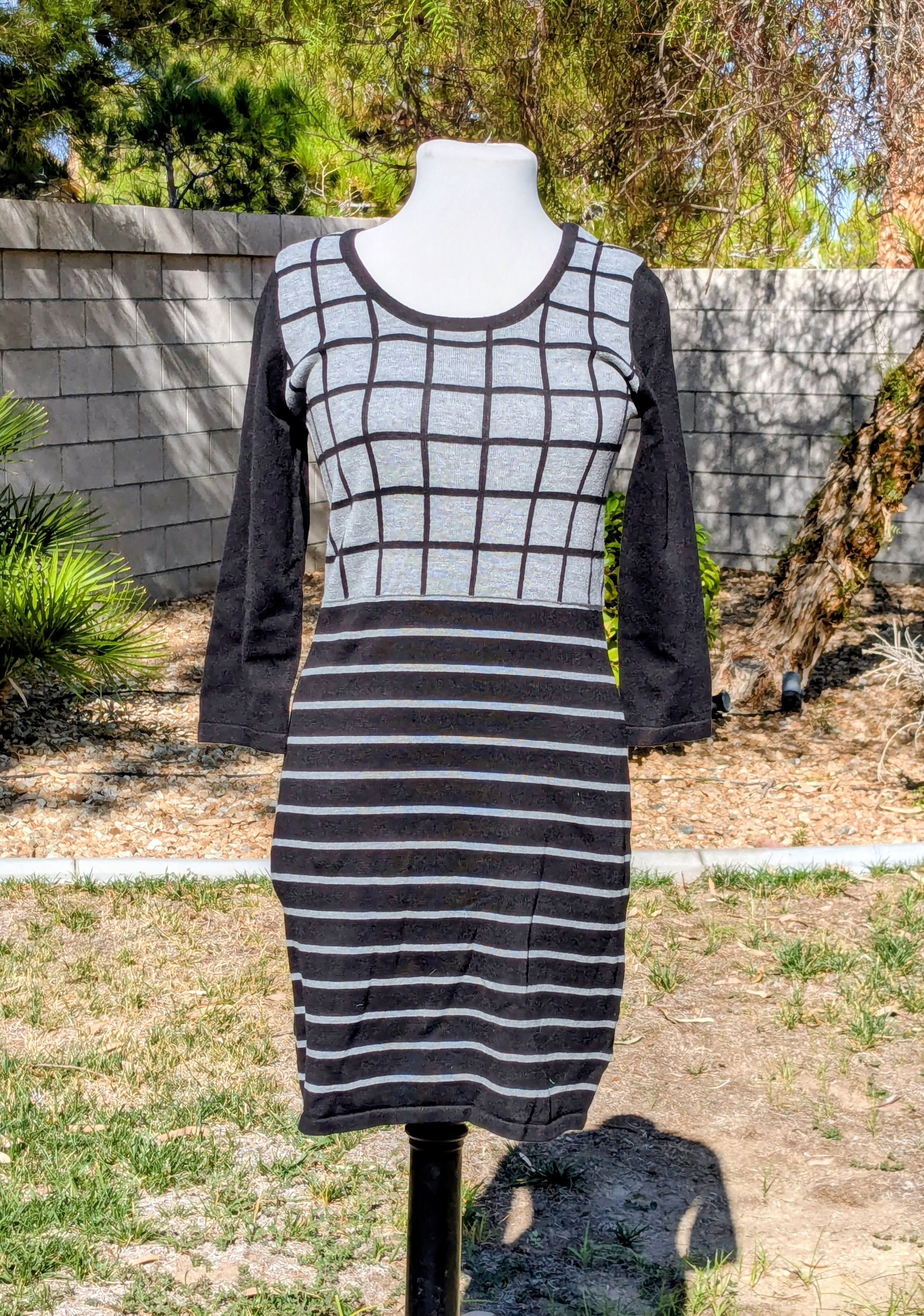 Other PINK ROSE Soft Rayon Blend Long Sleeve Sweater Midi Dress Size M / US 6-8 / IT 42-44 - 1 Thumbnail