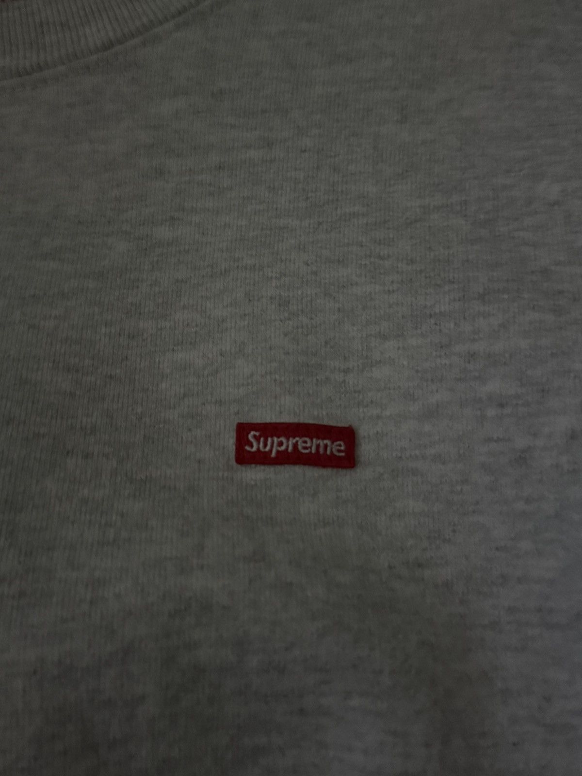 Supreme Supreme Small Box Sweatshirt Grey Medium FW22 Size US S / EU 44-46 / 1 - 4 Thumbnail