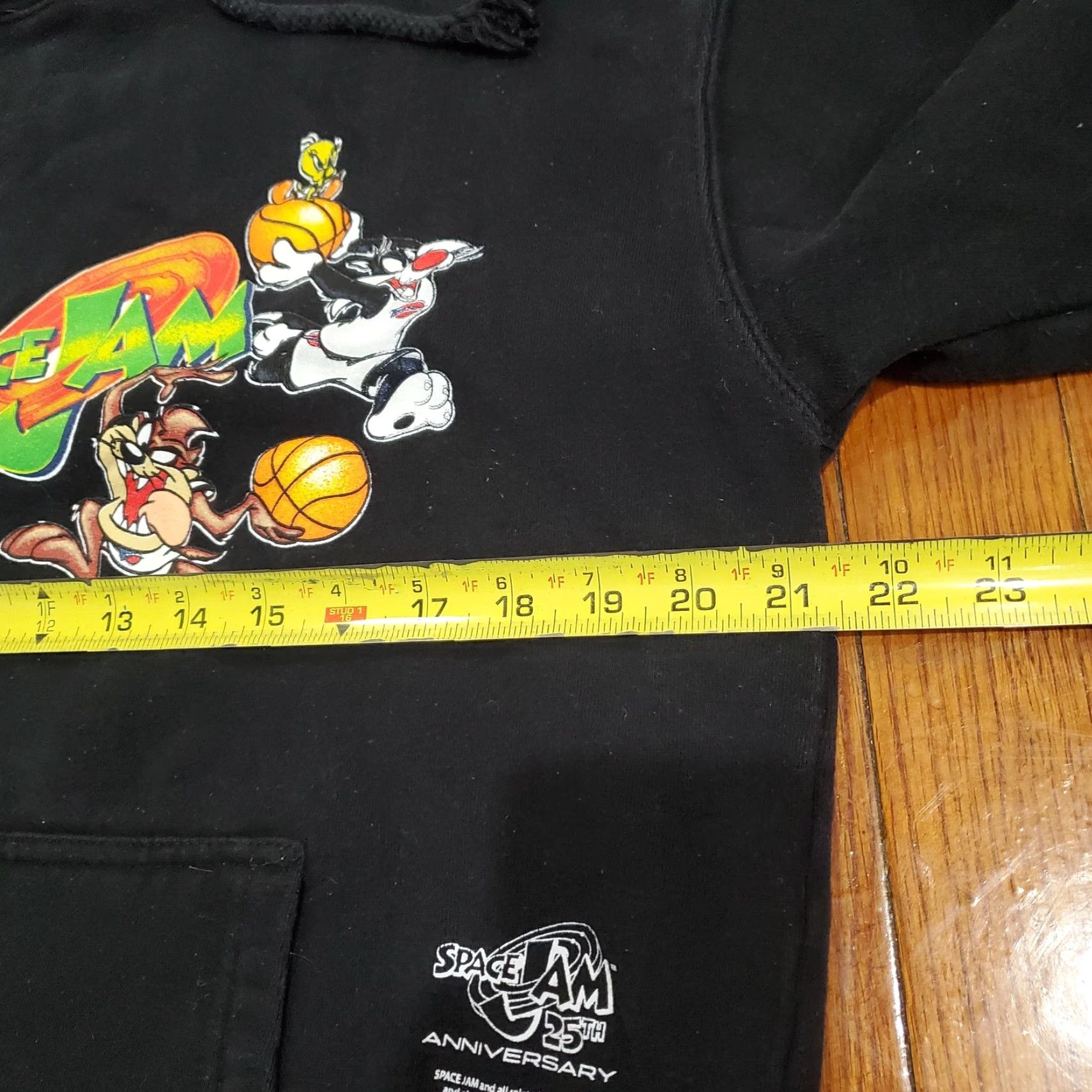 Mitchell & Ness VINTAGE Mitchell & Ness Hoodie Mens M Black Space Jam 25th Anniversary Looney Tunes Graphic Print Embroidered Logo Kangaroo Pocket Drawstring Hooded Size US M / EU 48-50 / 2 - 6 Thumbnail