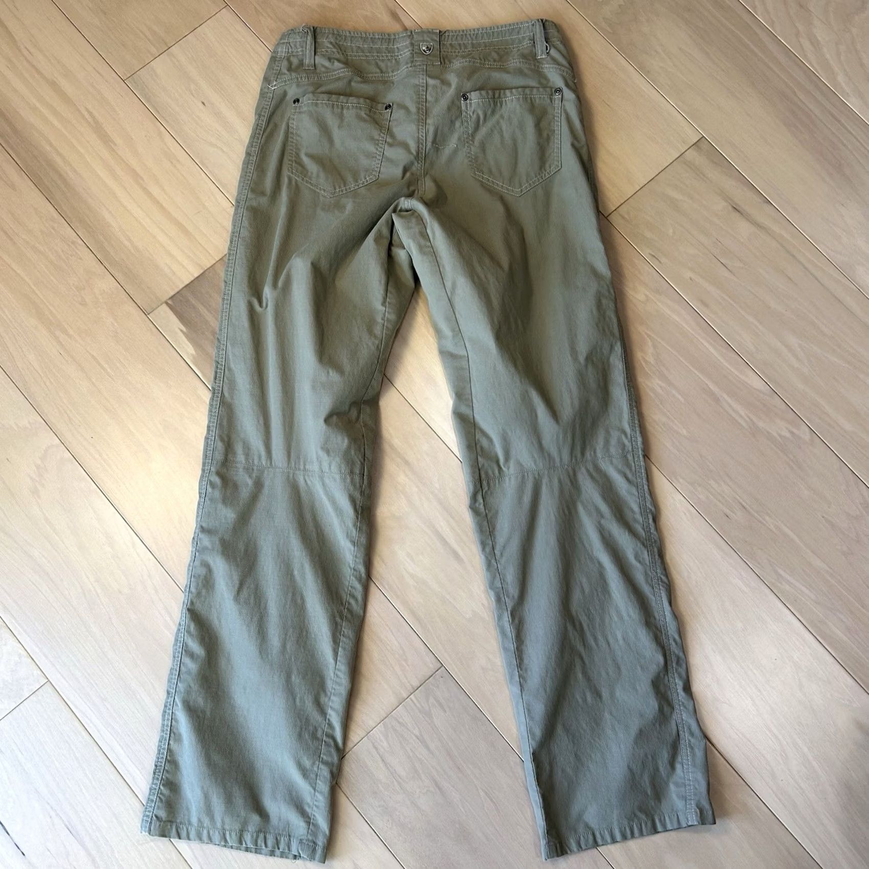 Vintage Kuhl Hiking Pants Women’s 10 Reg Tan Solid Embroidered Logo Pockets Straight Leg Chino Regular Rise Mid-20? Size 32" / US 10 / IT 46 - 2 Thumbnail