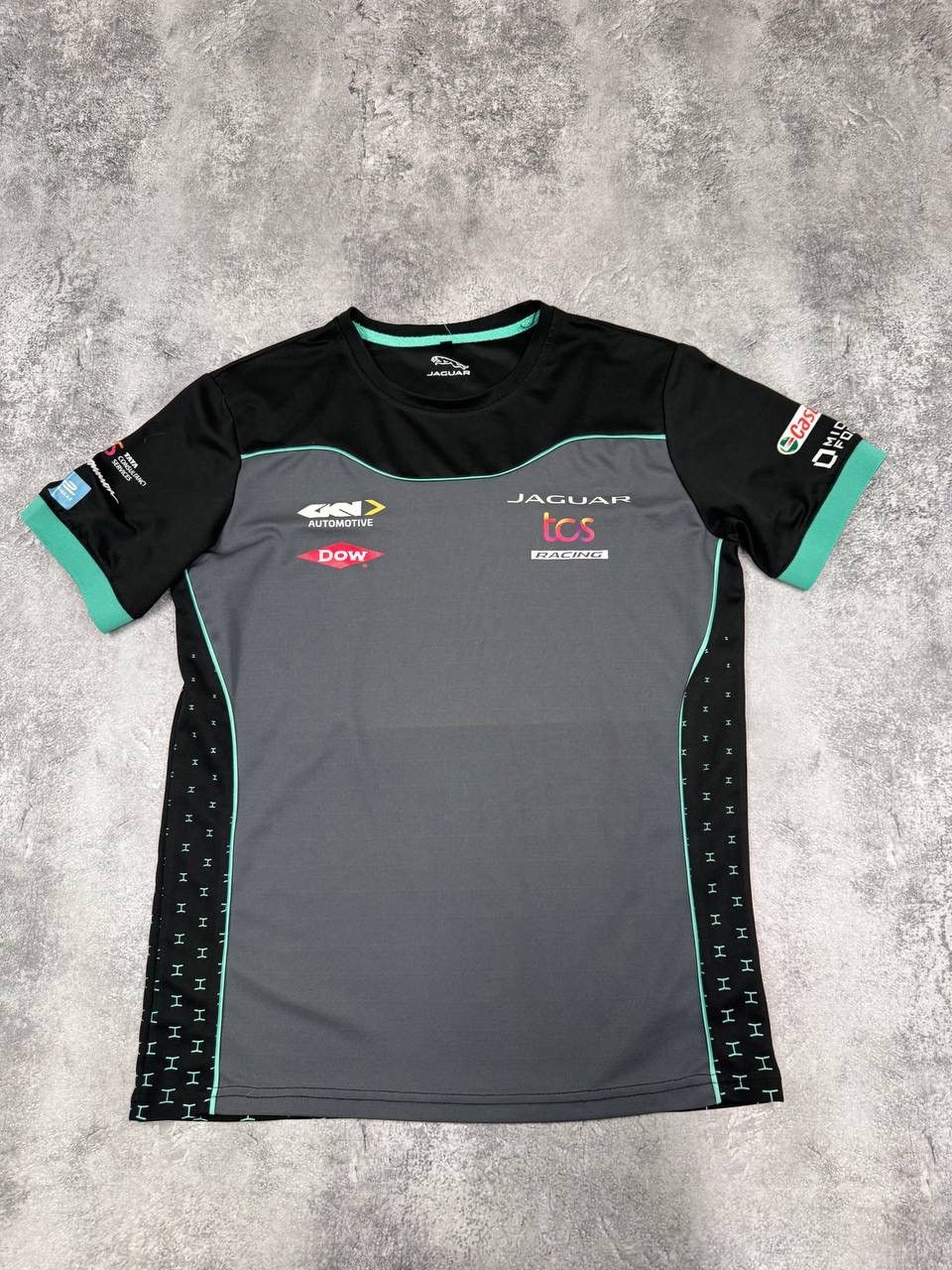 Other Jaguar TCS Racing Formula E Men Technical T-Shirt Grey Black Size US S / EU 44-46 / 1 - 1 Thumbnail