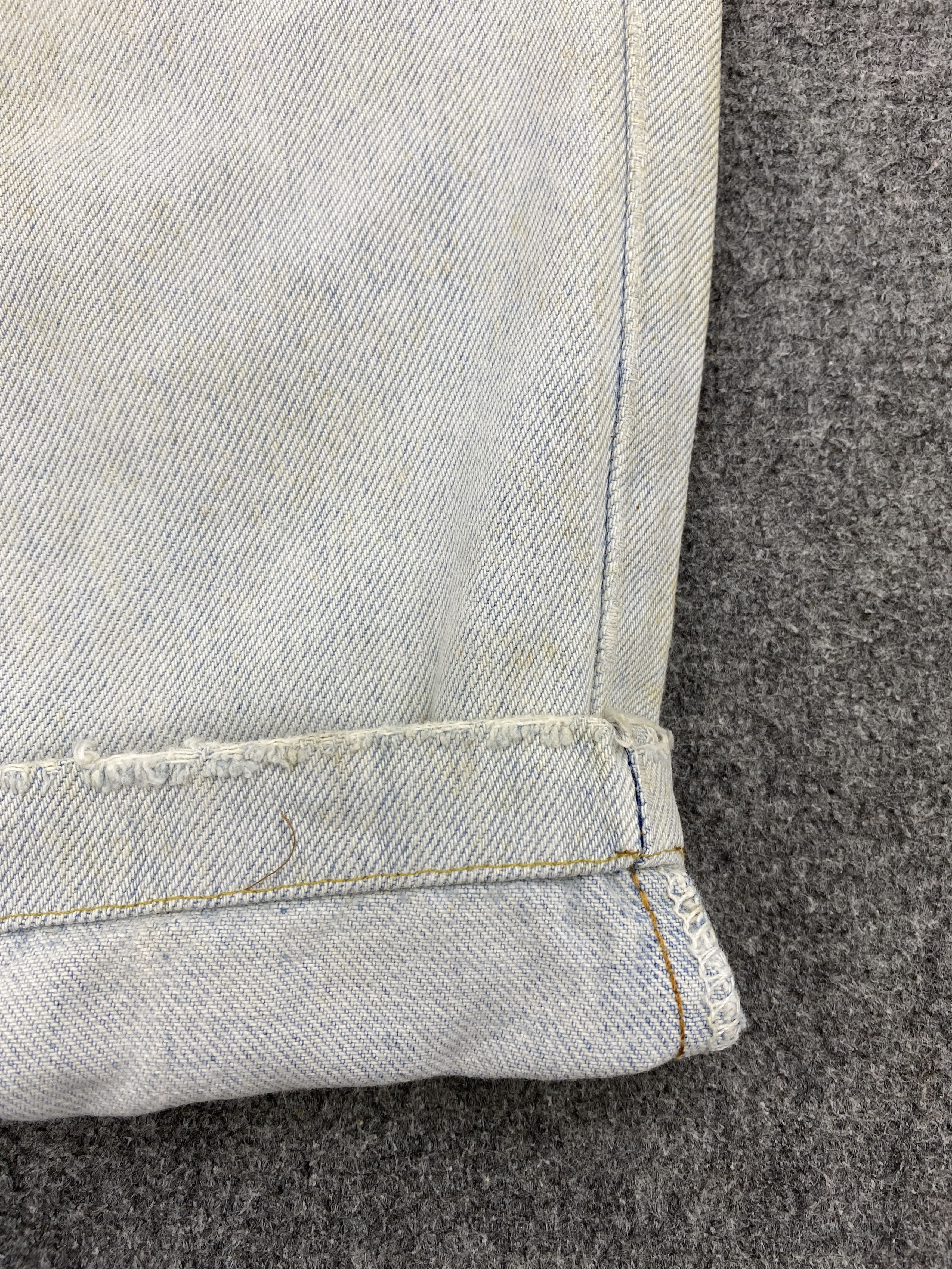 Levi's × Vintage Light Washed Vintage 90s Levis 560 Orange Tabs Jeans Size US 29 - 12 Thumbnail
