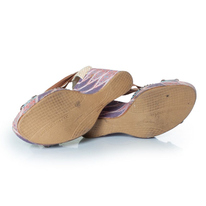 Stuart Weitzman Stuart Weitzman, ethnic printed wedge sandals Size US 8 / IT 38 - 6 Thumbnail