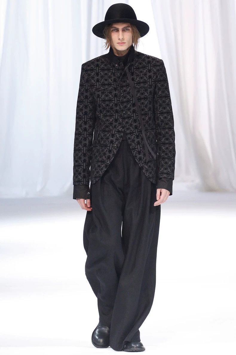 ANN DEMEULEMEESTER 2013FALL patterned suit