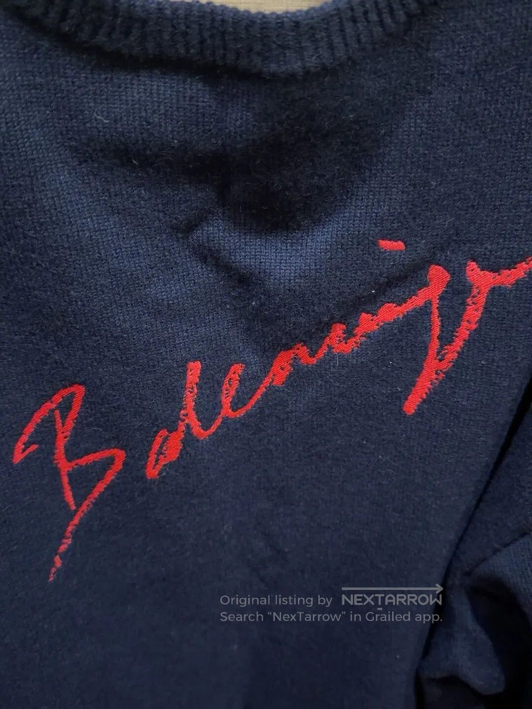 Balenciaga Balenciaga V-Neck Sweater with Handwritten Logo. Size US S / EU 44-46 / 1 - 4 Thumbnail