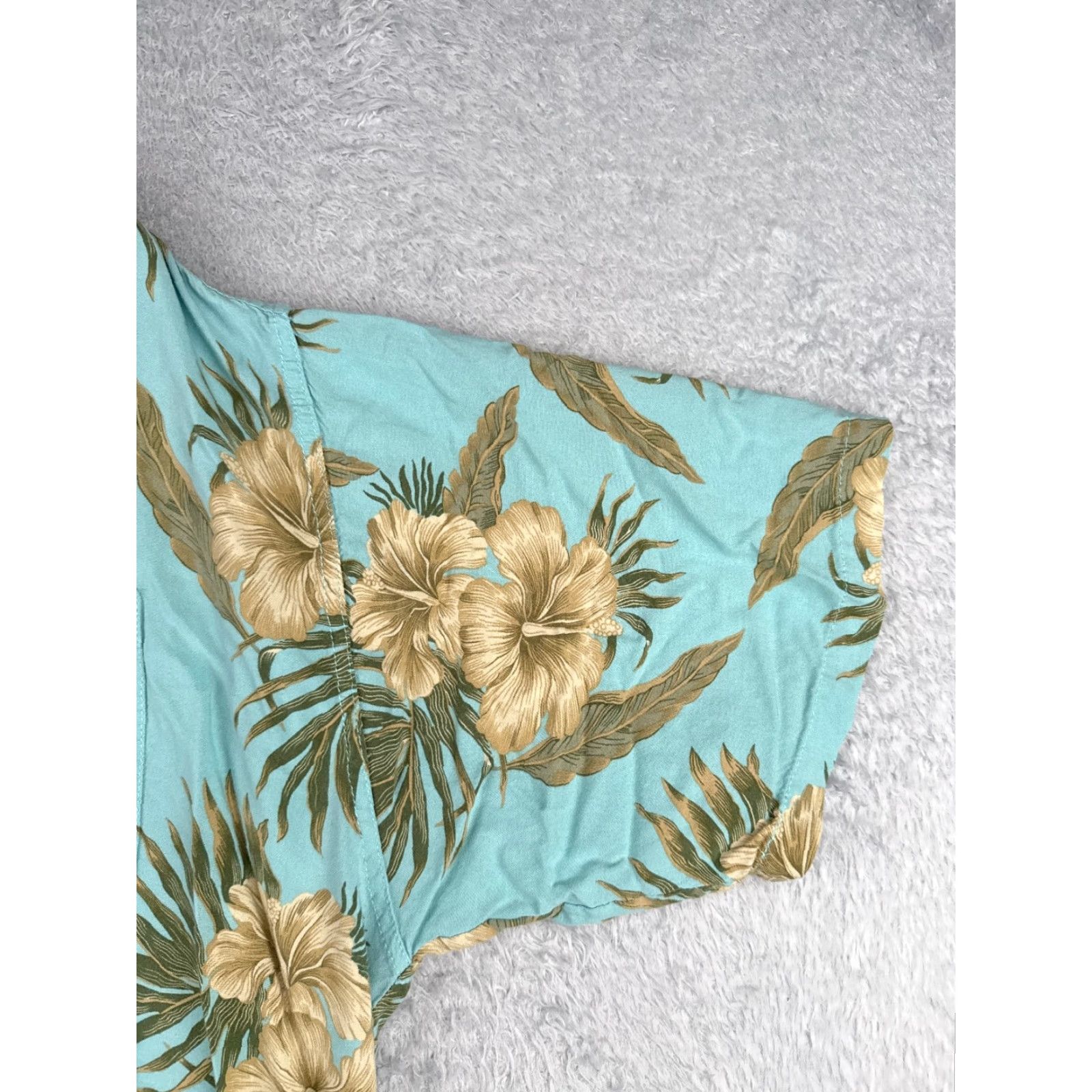 Vintage Hibiscus Collectrion Hawaii Shirt Men 2XL Blue Floral Hawaiian 100% Rayon Button-Up Short Sleeve Vintage No Size US XXL / EU 58 / 5 - 2 Thumbnail