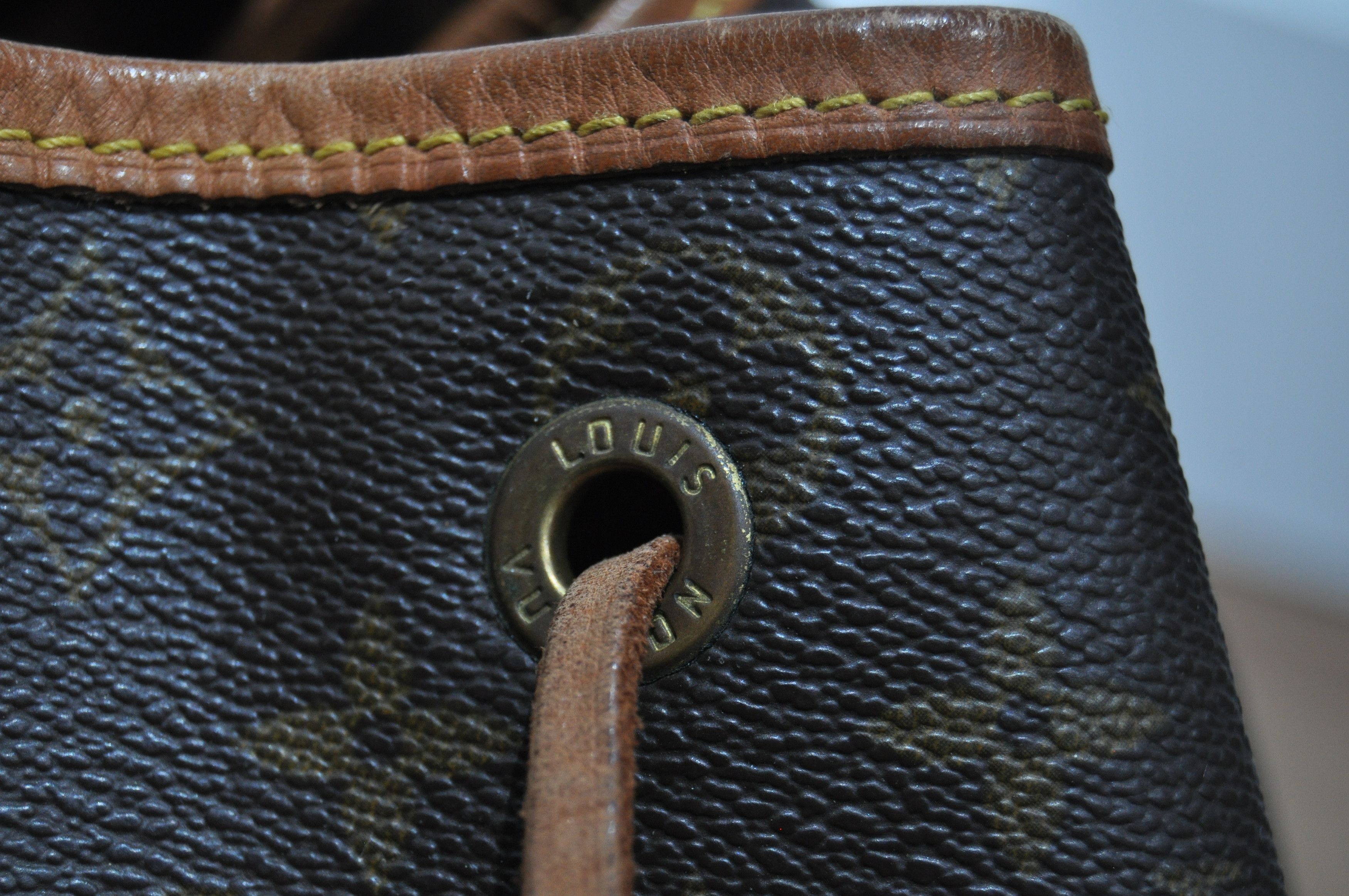 Louis Vuitton Louis Vuitton - 2001 - Monogram Montsouris Size ONE SIZE - 15 Thumbnail