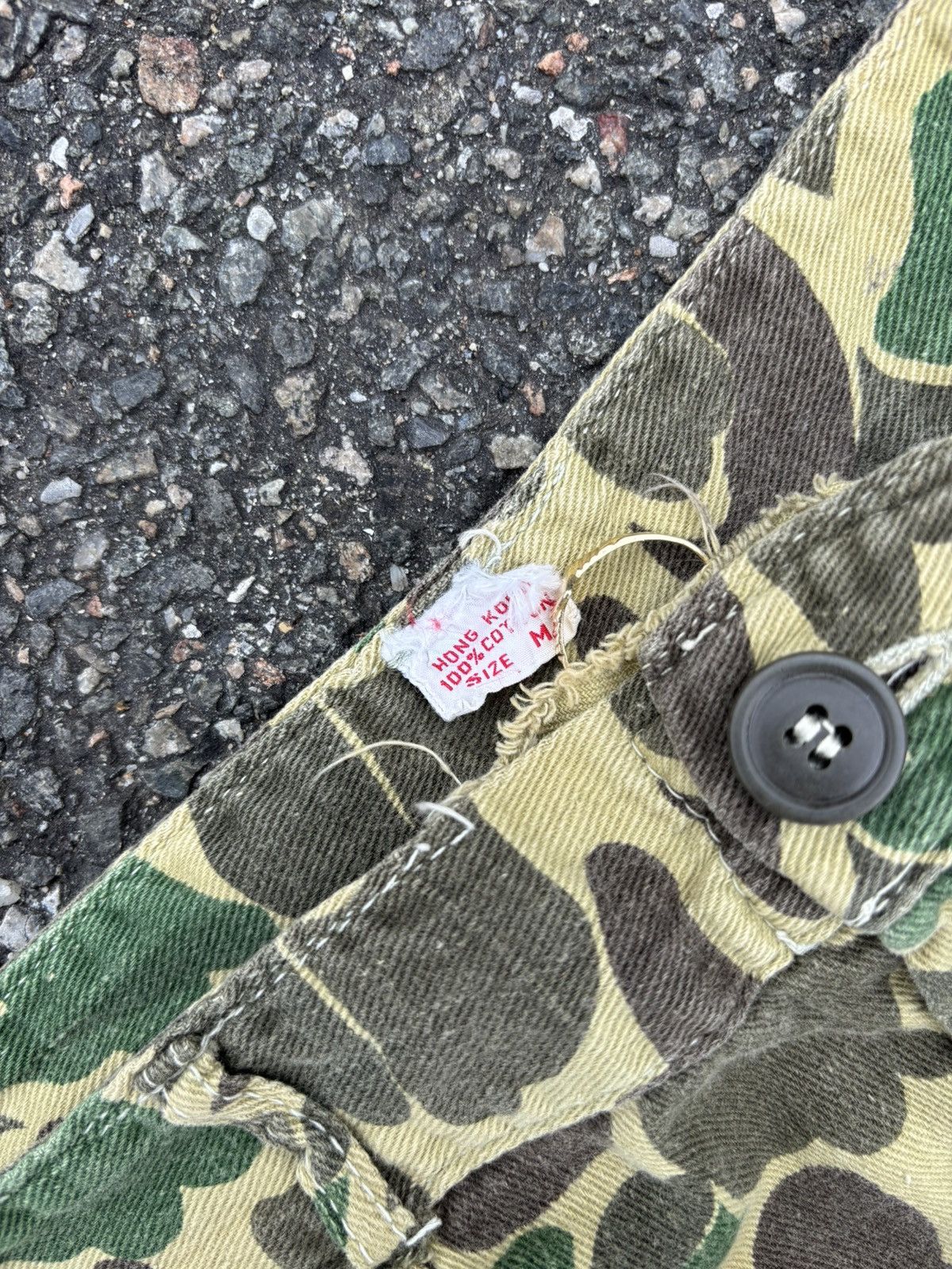 Vintage Vintage 1960s Duck Camo Frog Skin Hunting Fatigue Pants Size US 33 - 3 Thumbnail