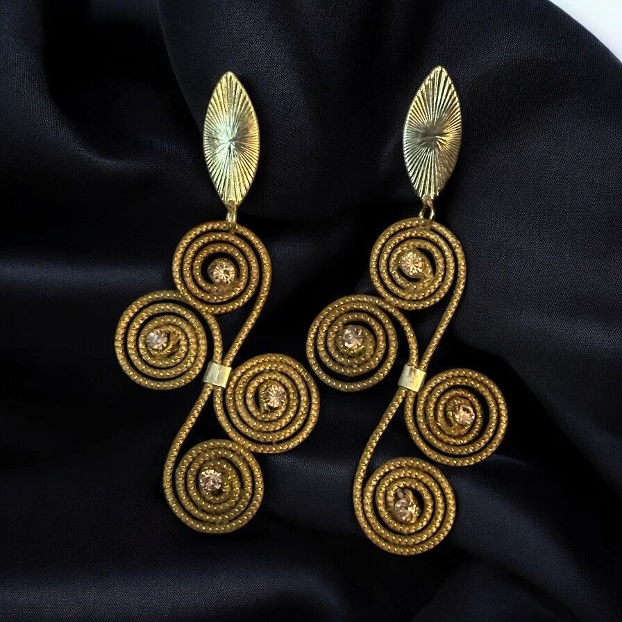 Other Gold tone rhinestone spiral dangle earrings Size ONE SIZE - 1 Thumbnail