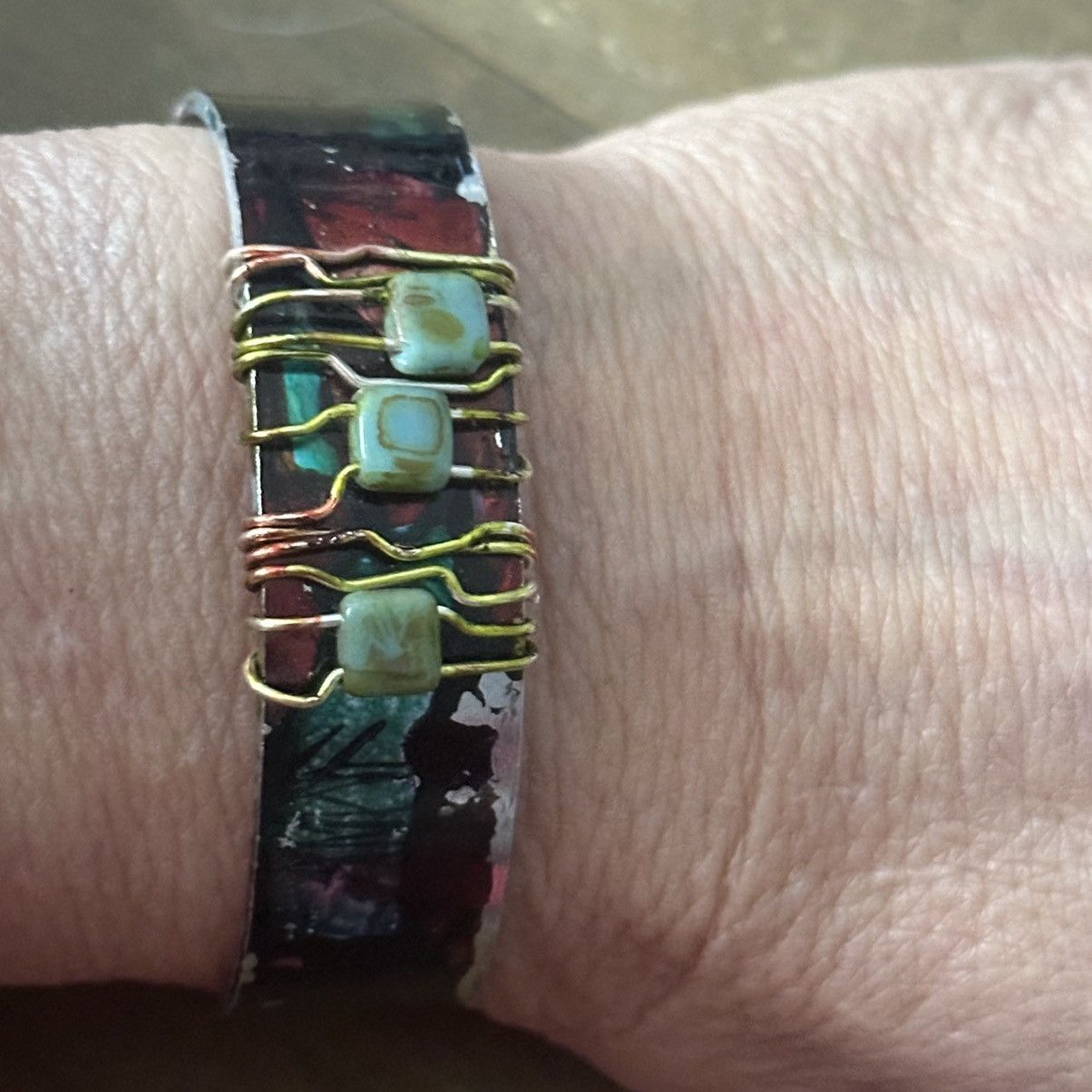 Other Handmade tie dye wire wrapped bead bangle cuff bracelet Size ONE SIZE - 3 Thumbnail