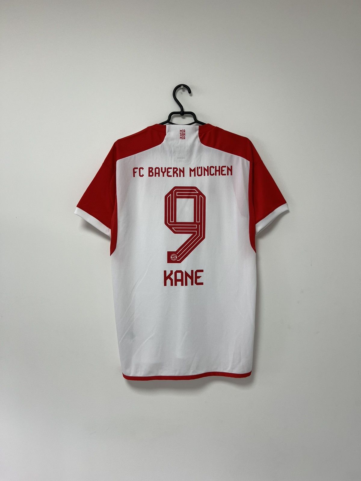 Vintage Bayern Munich Kane #9 Jersey Adidas Trikot Shirt Rare sz XL Size US XL / EU 56 / 4 - 4 Thumbnail