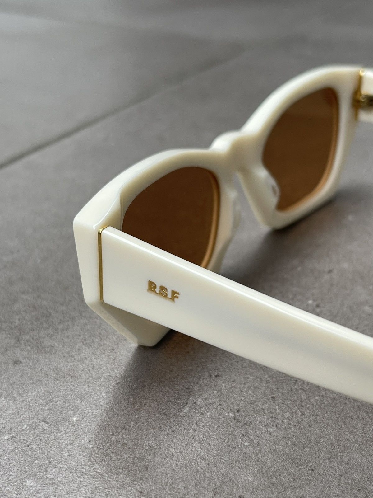 Retrosuperfuture !DS! Retrosuperfuture Amata Panna Cream Sunglasses Size ONE SIZE - 7 Thumbnail