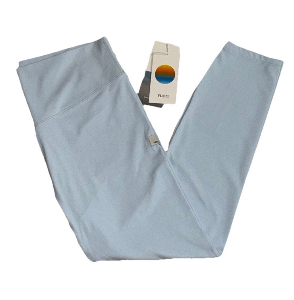 Vuori VUORI ALL THE FORM LEGGING 25” LIGHT MIST COLOR SIZE XL NWT Size 36" / US 14 / IT 50 - 1 Thumbnail