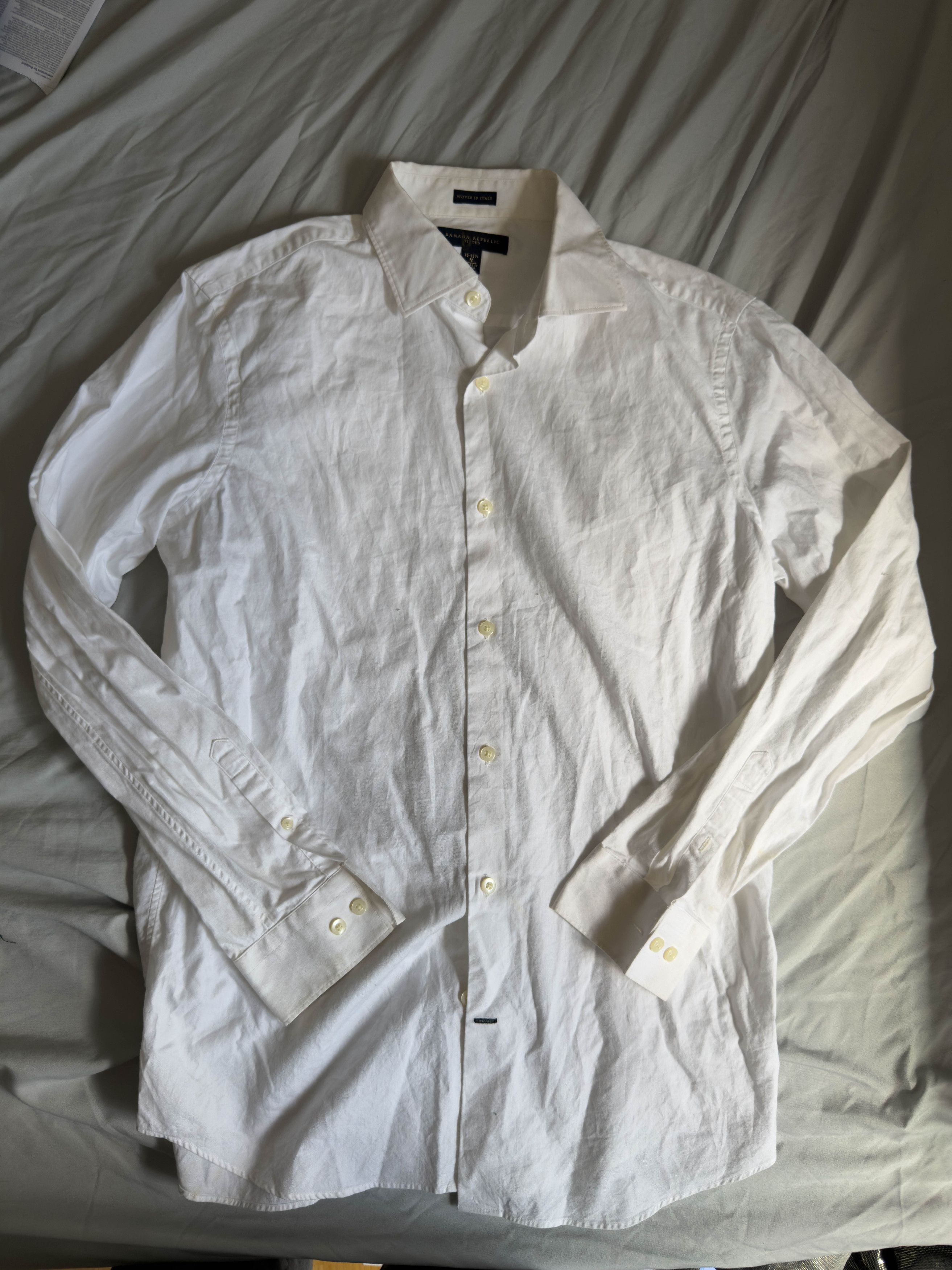 Banana Republic Banana Republic button up fitted shirt medium WHITE $89.50 Size US M / EU 48-50 / 2 - 2 Thumbnail