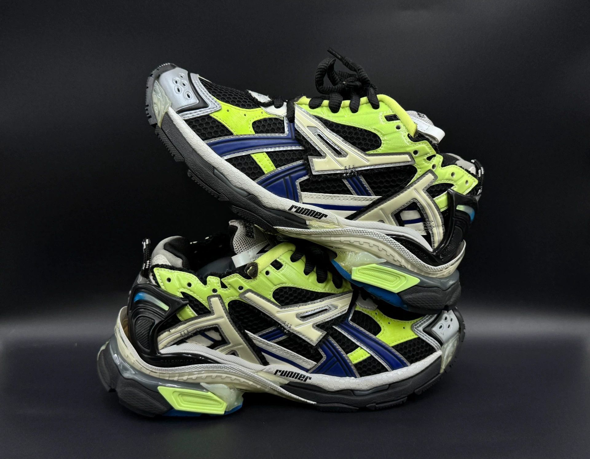 Balenciaga Runner Round Toe Lace-up Low-top Running Shoes