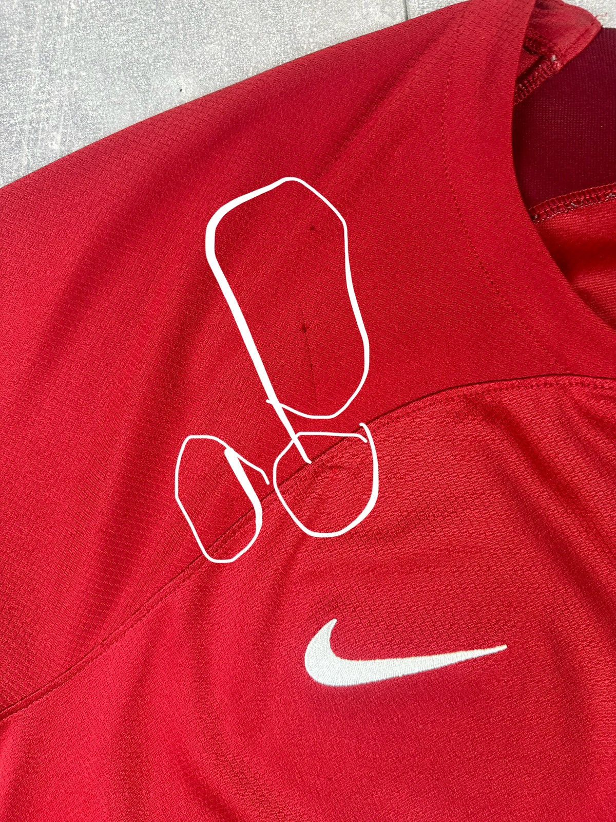 Nike Nike Liverpool Home 2022/23 Soccer Football Jersey Size US XL / EU 56 / 4 - 6 Thumbnail